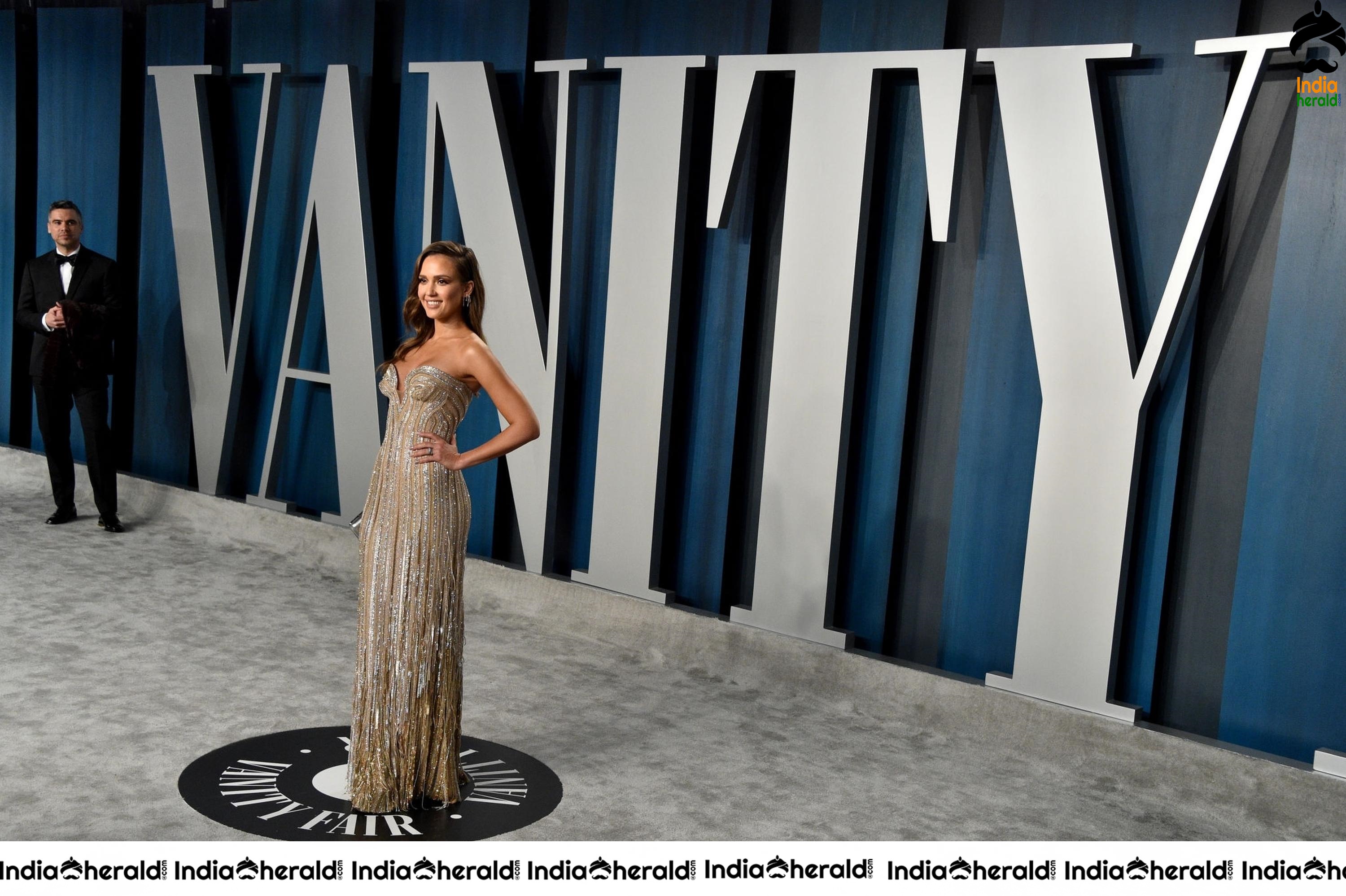 Jessica Alba at Vanity Fair Oscar Party in Beverly Hills Set 2