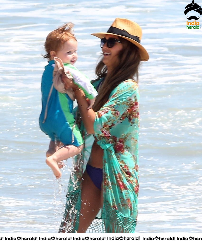 Jessica Alba Bikini Candids in Malibu with her Kids Set 1