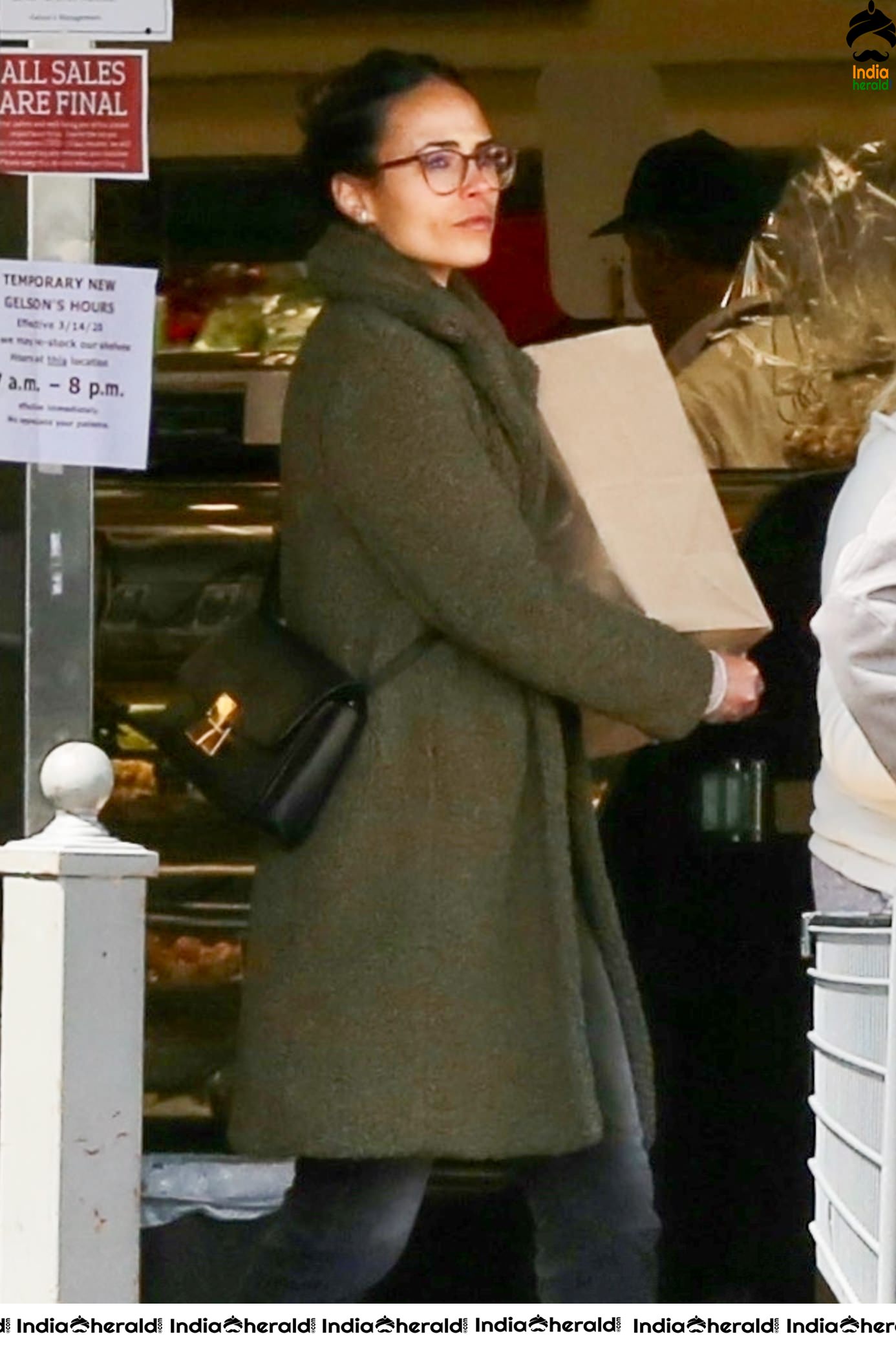 Jordana Brewster Shopping at Gelsons Market in Pacific Palisades CA