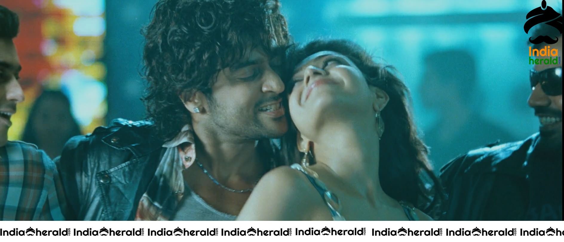 Kajal Aggarwal Shows Her Tempting Hot Assets In Tight Dress Set 2