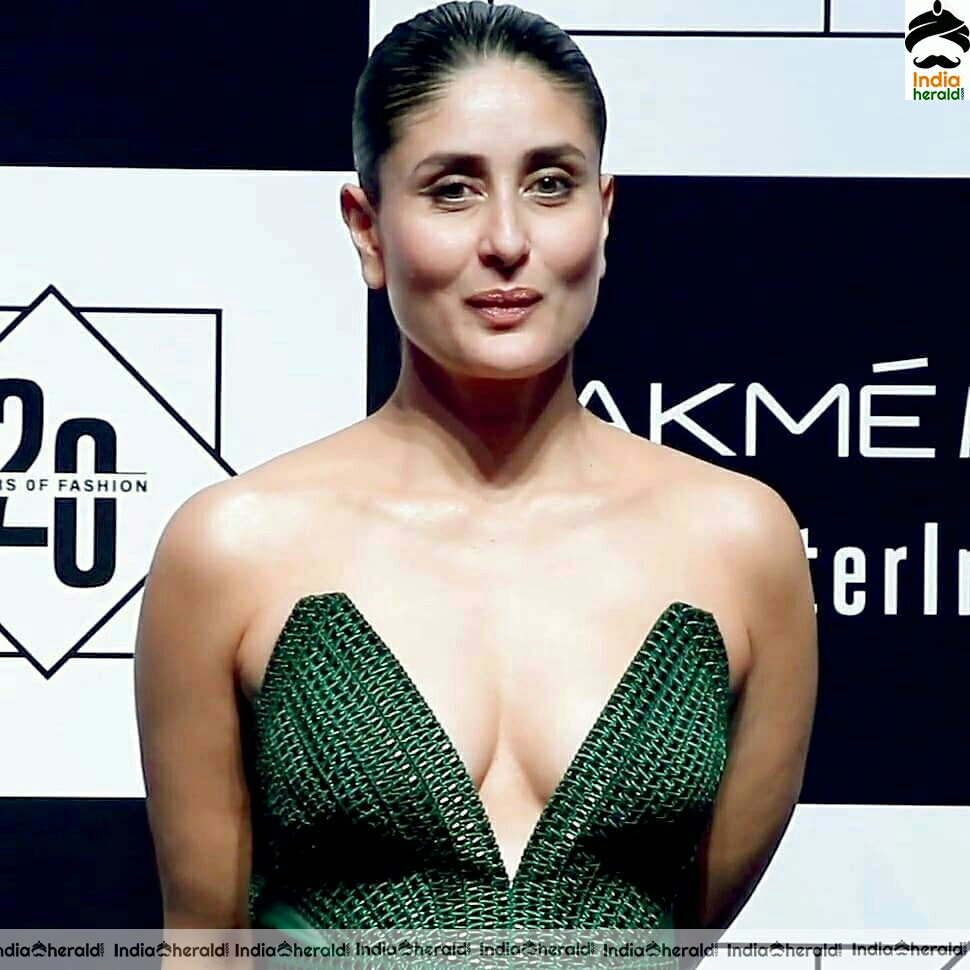 Kareena Kapoor flaunts her deep complete big cleavage during Lakme show