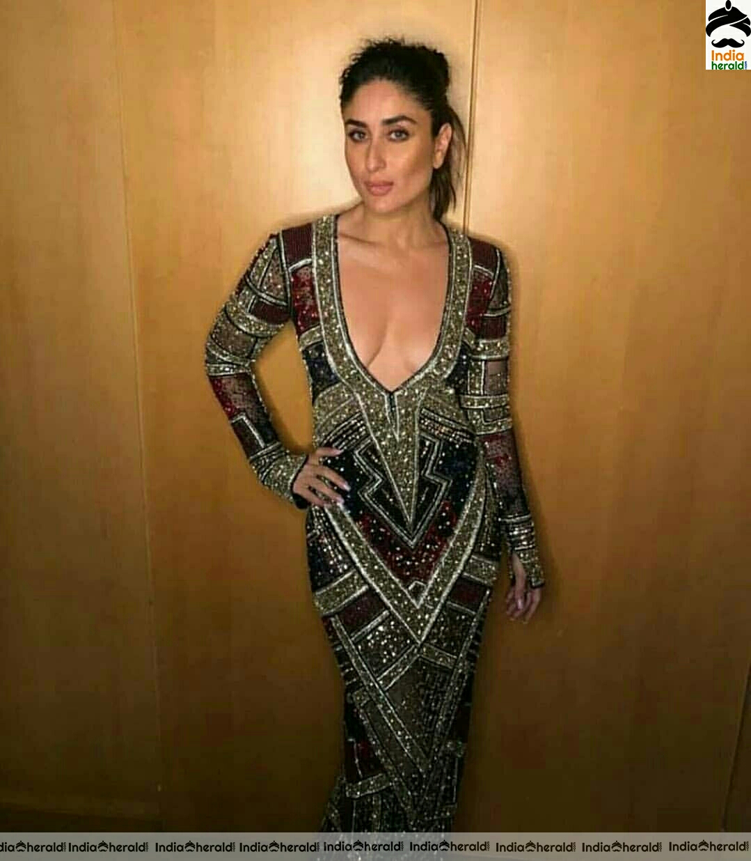 Kareena Kapoor Latest Hot Photostills