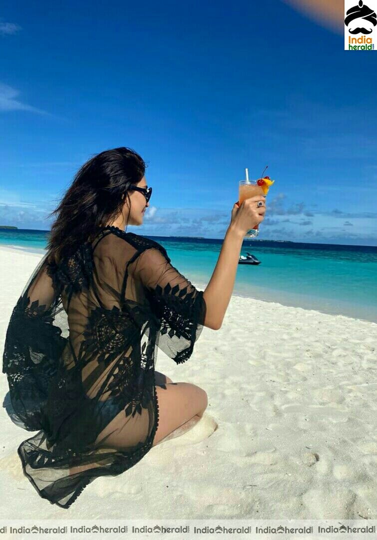 Karishma Tanna Hot Bikini stills