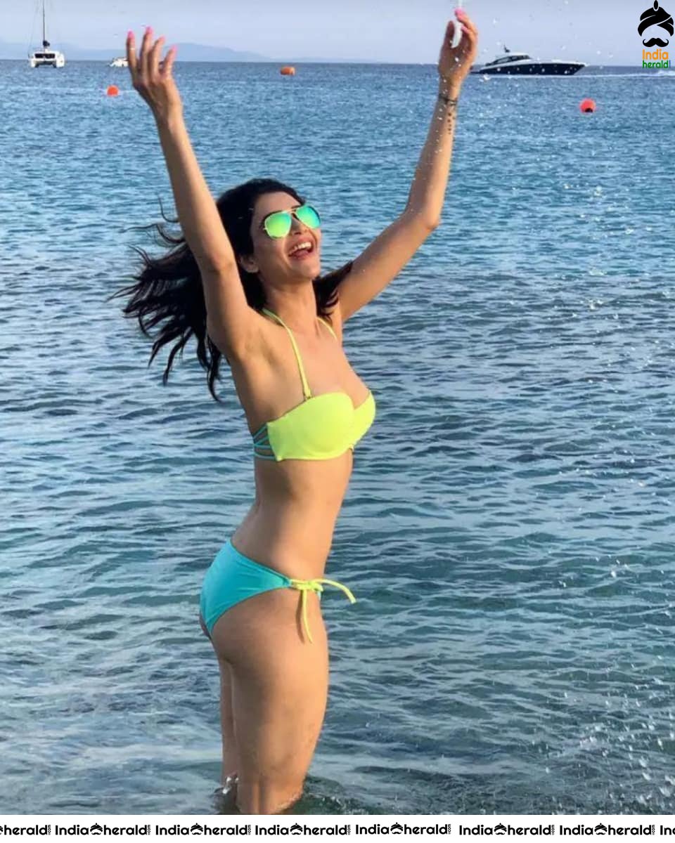 Karishma Tanna shows her Hot Body and Booty in these Bikini Photos