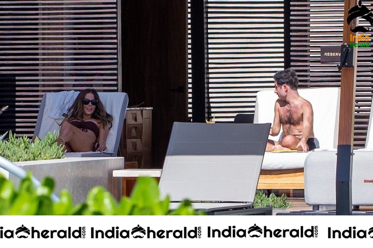 Kate Beckinsale Latest Hot Photos in a Bikini at Los Cabos Set 3