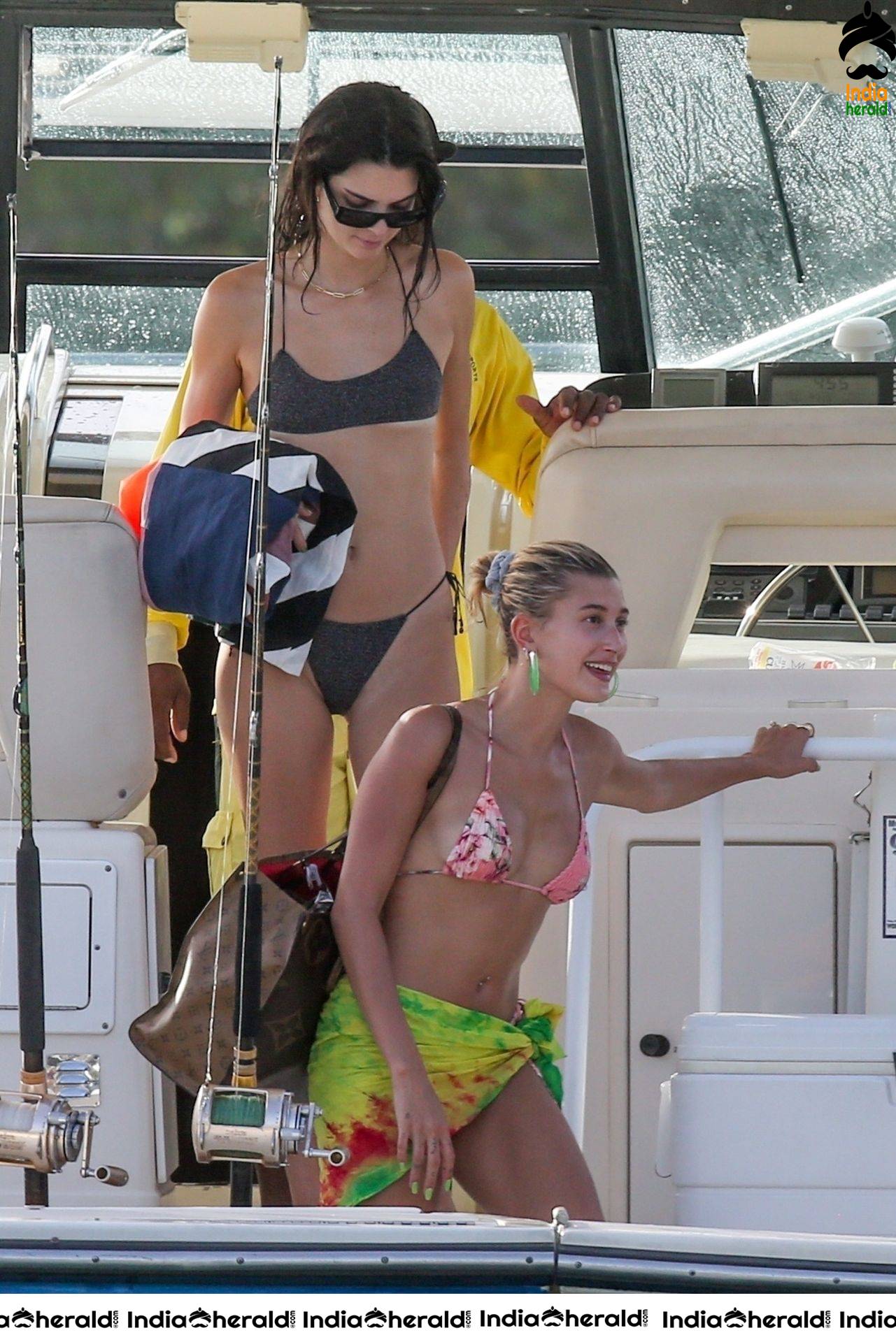 Kendall Jenner flaunts her Skinny Body as she enjoys a party in a Luxury Yacht