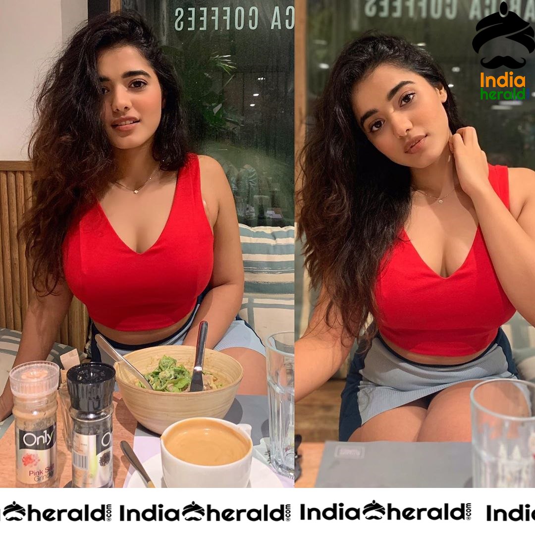 Ketika Sharma Kindles The Hotness With Her Hot Exposure Set 1