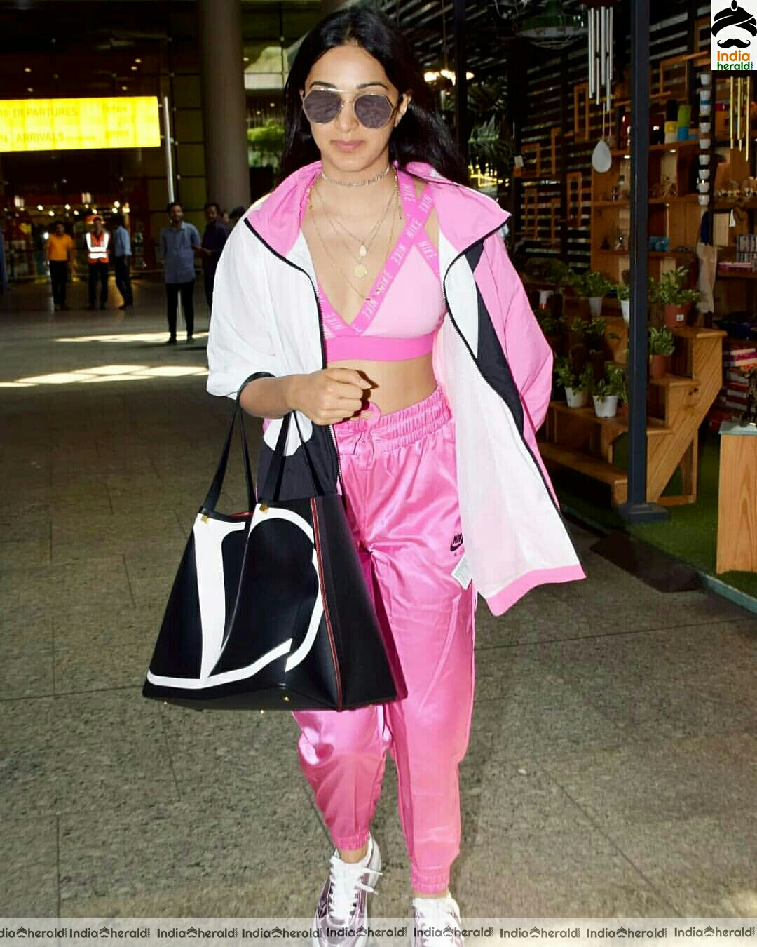 Kiara Advani Hot in Pink Brassiere Top and Sweat pants