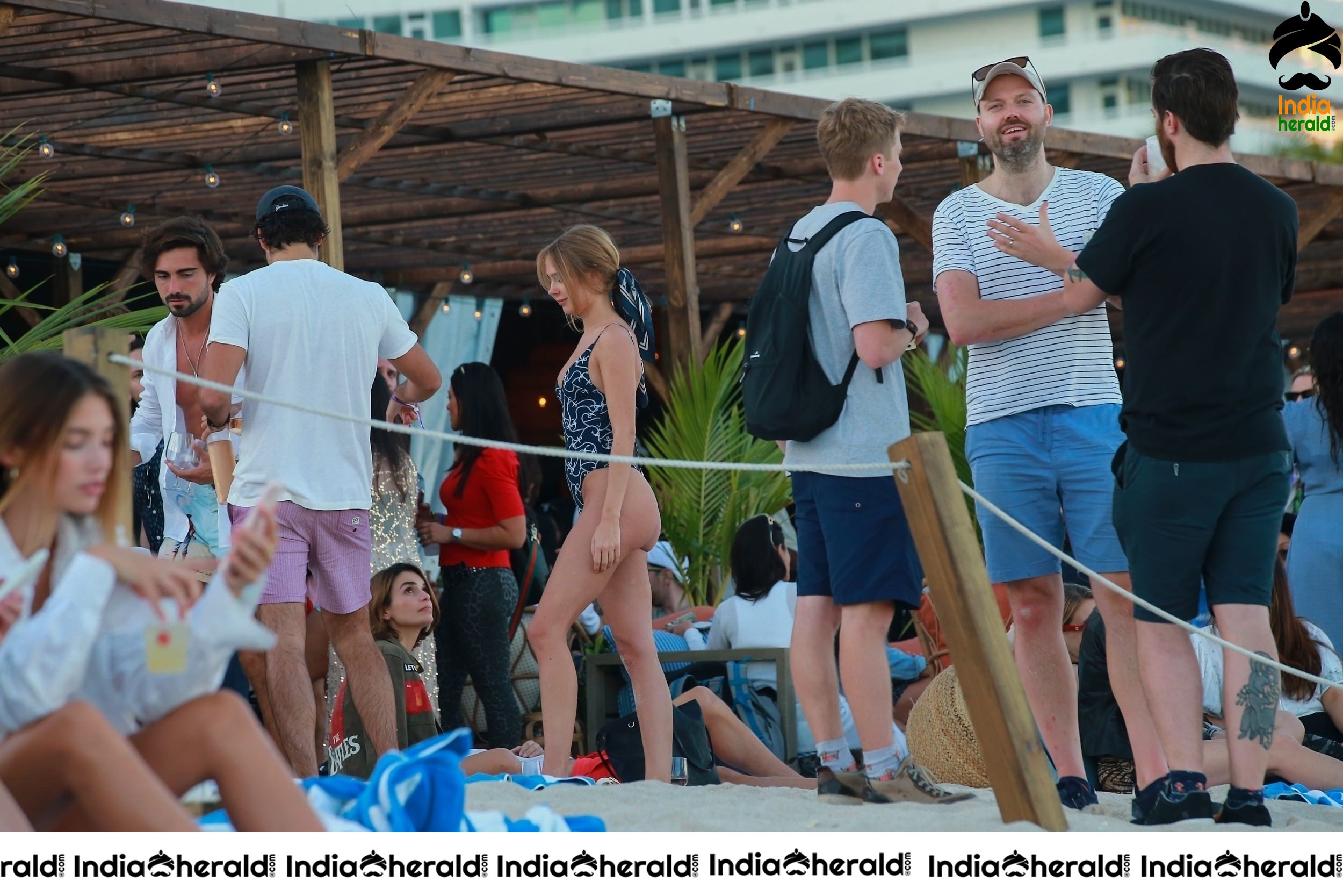 Kimberley Garner shows off her fit figure in a blue bikini on the beach in Miami Set 2