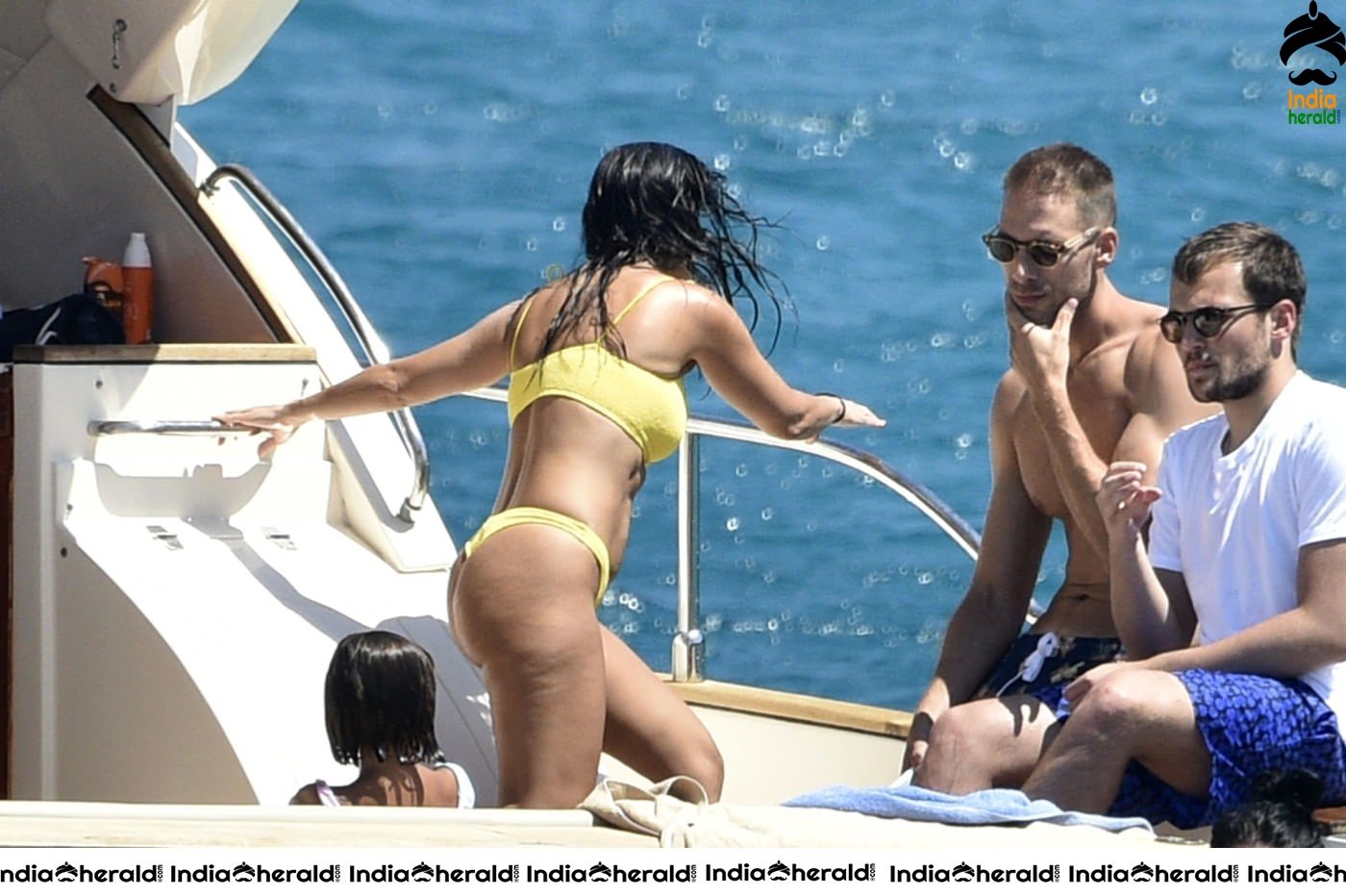 Kourtney Kardashian exposing her hot body in Bikini on a yacht in Corsica