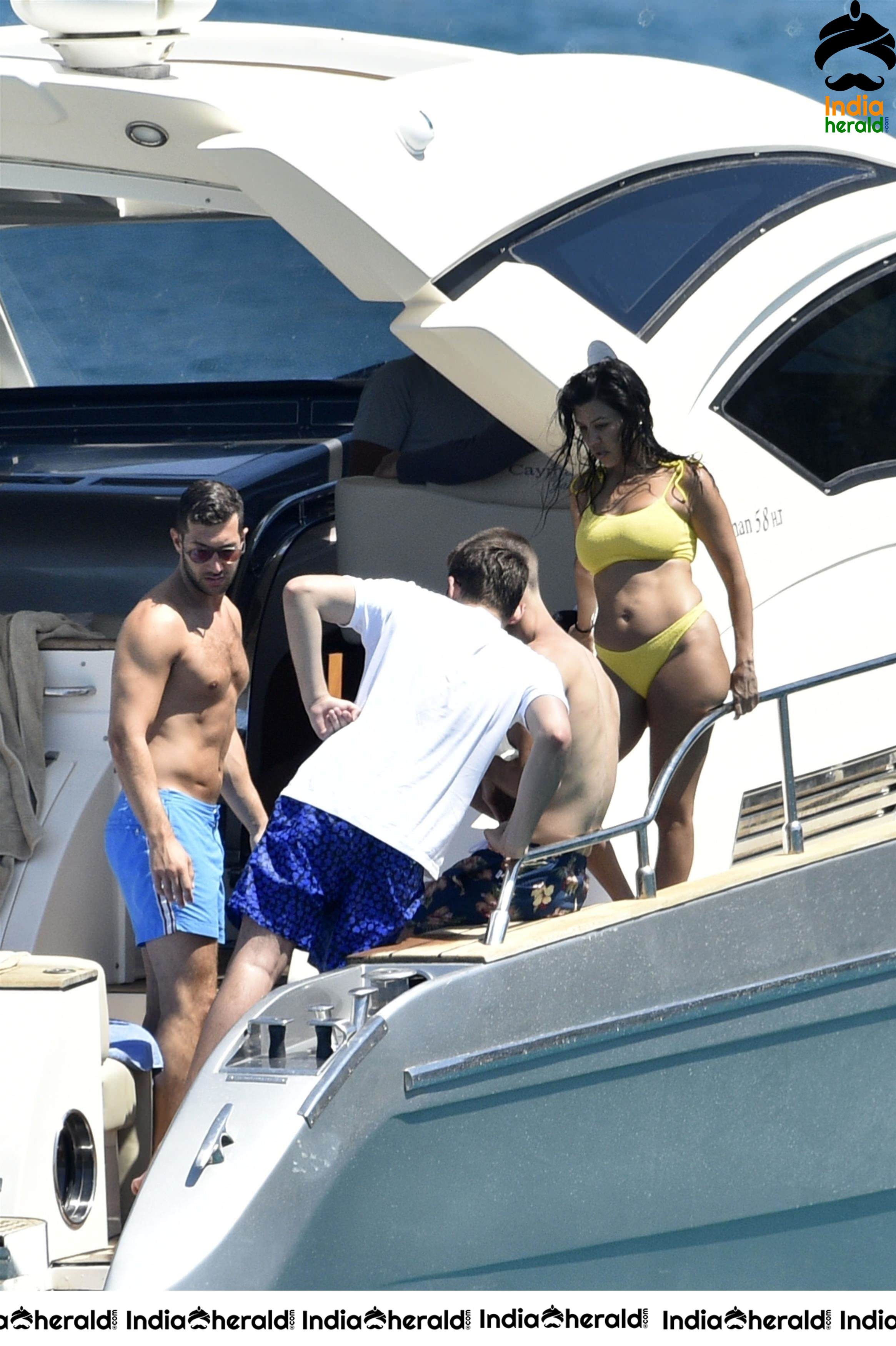 Kourtney Kardashian In A Bikini On A Yacht In Corsica Set 3