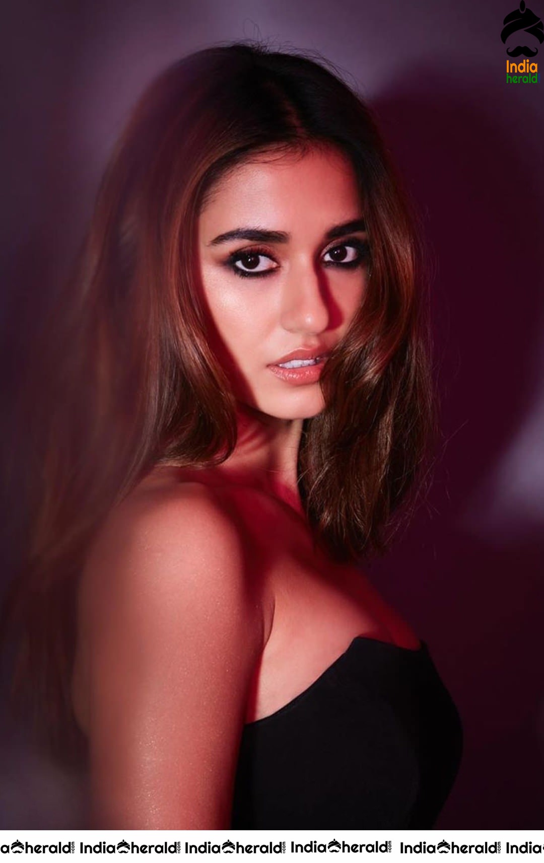 Latest Hot Photoshoot Stills of Disha Patani