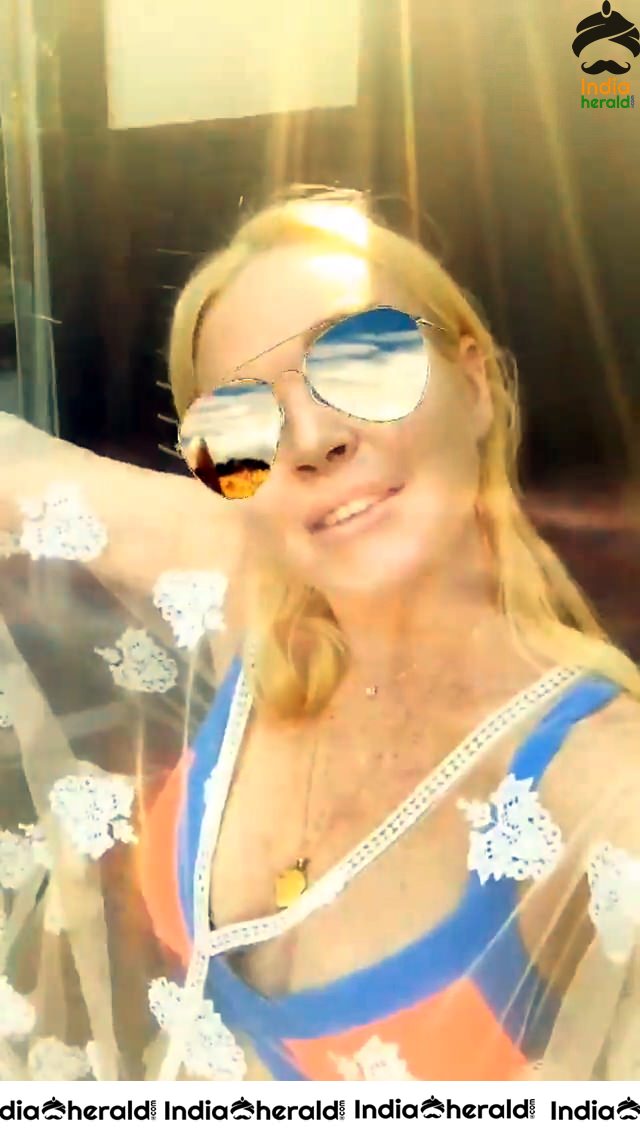 Lindsay Lohan in Bikini