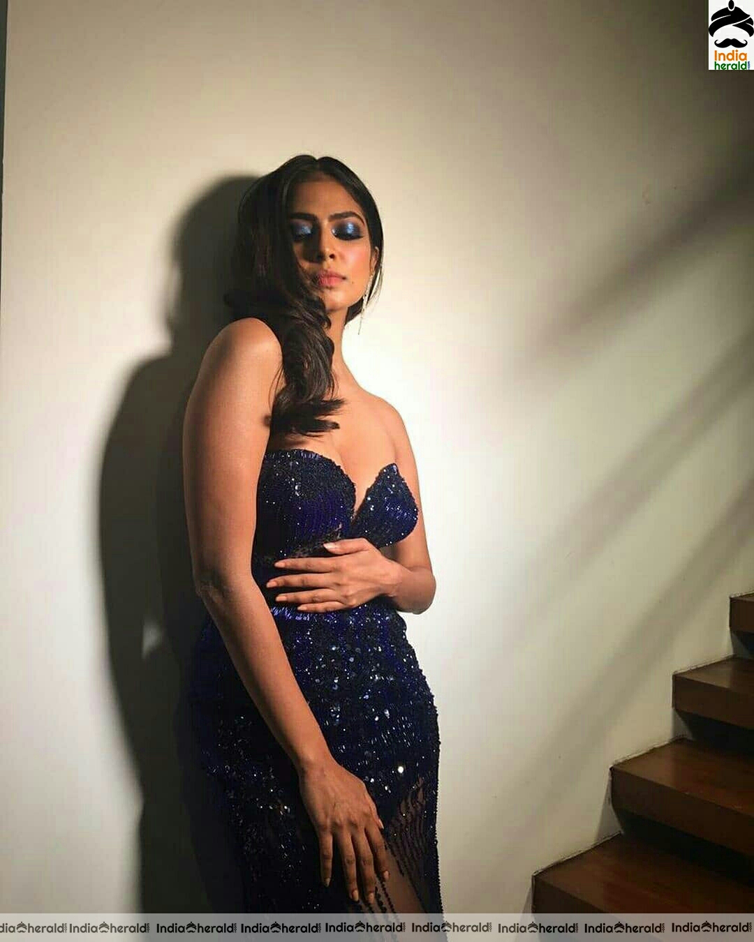 Malavika Mohanan hot and spicy as she flaunts her deep cleavage in these photos