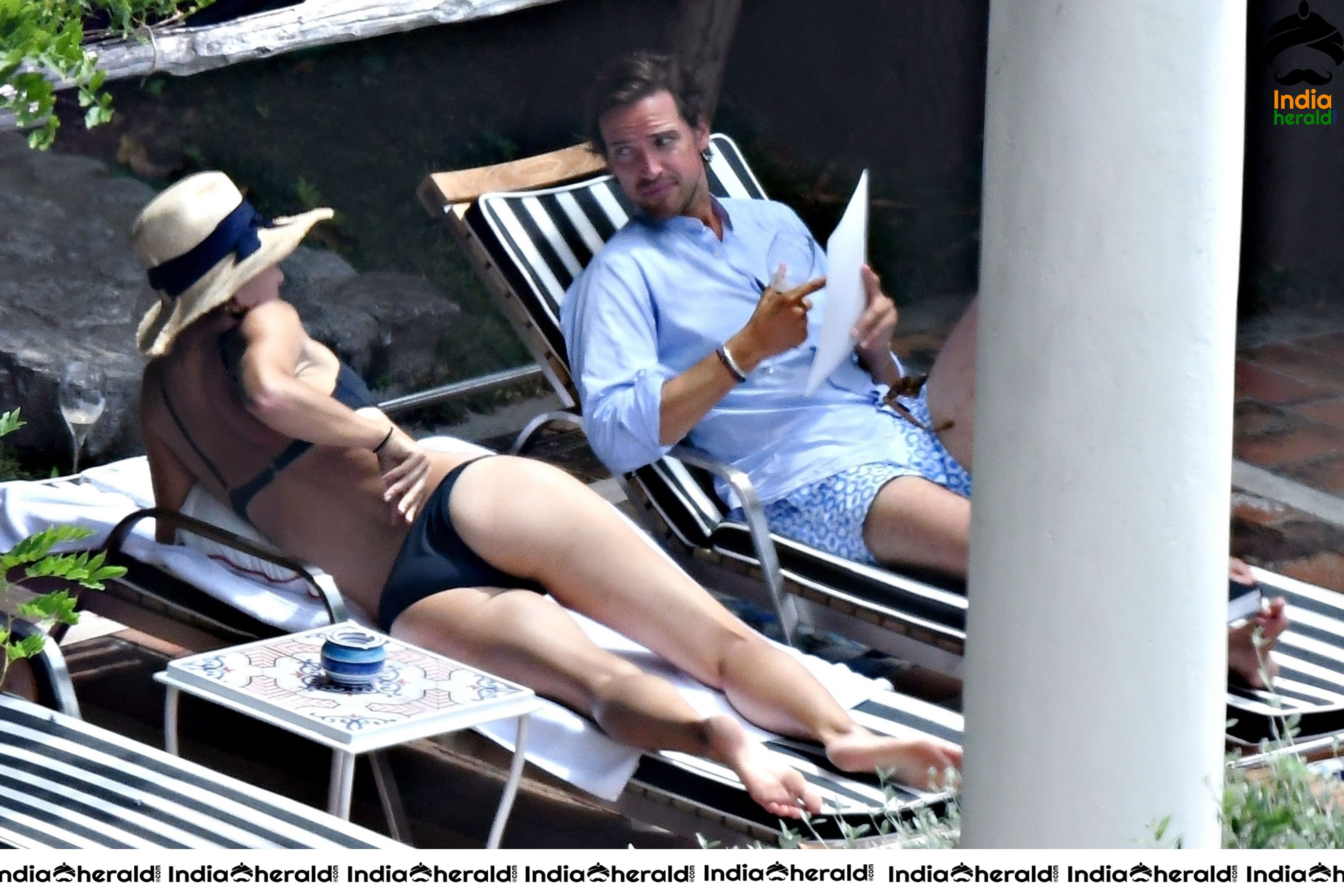 Maria Sharapova In Bikini Enjoying with her Boyfriend at Positano Set 2