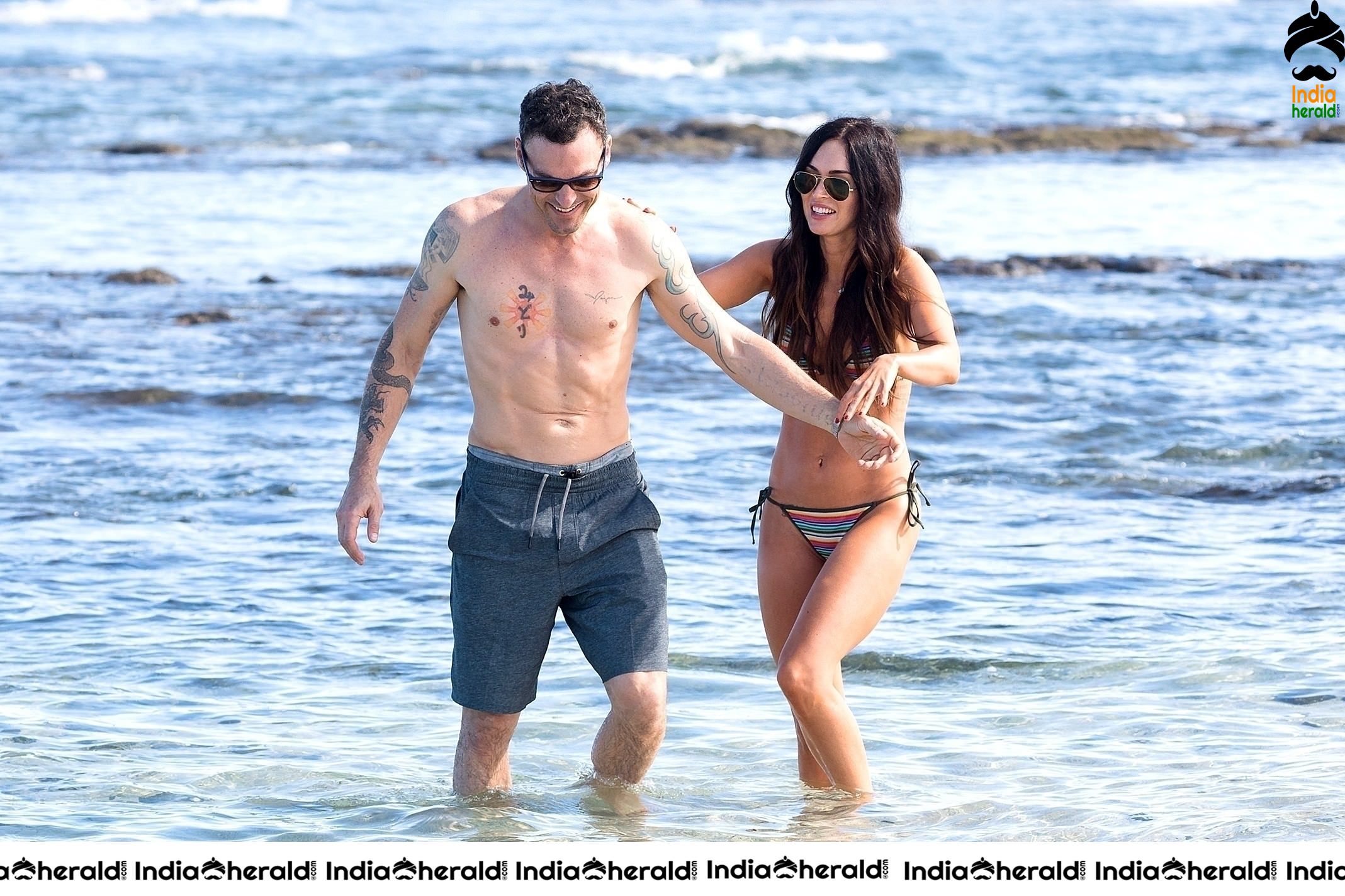 Megan Fox Hot Unseen Bikini candids in Hawaii With her husband Set 1