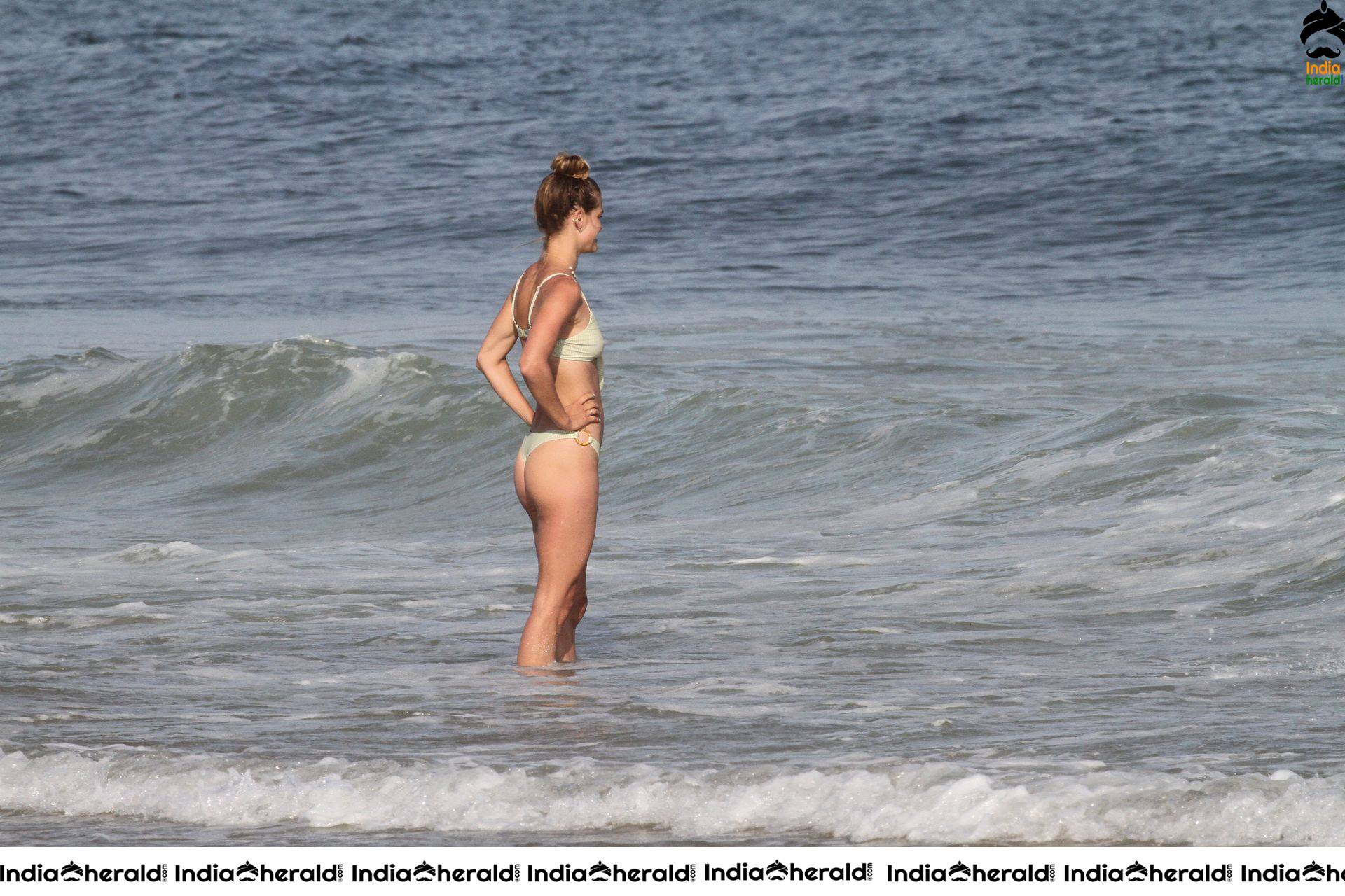 Nina Agdal enjoying in Beach at a beach in Hamptons