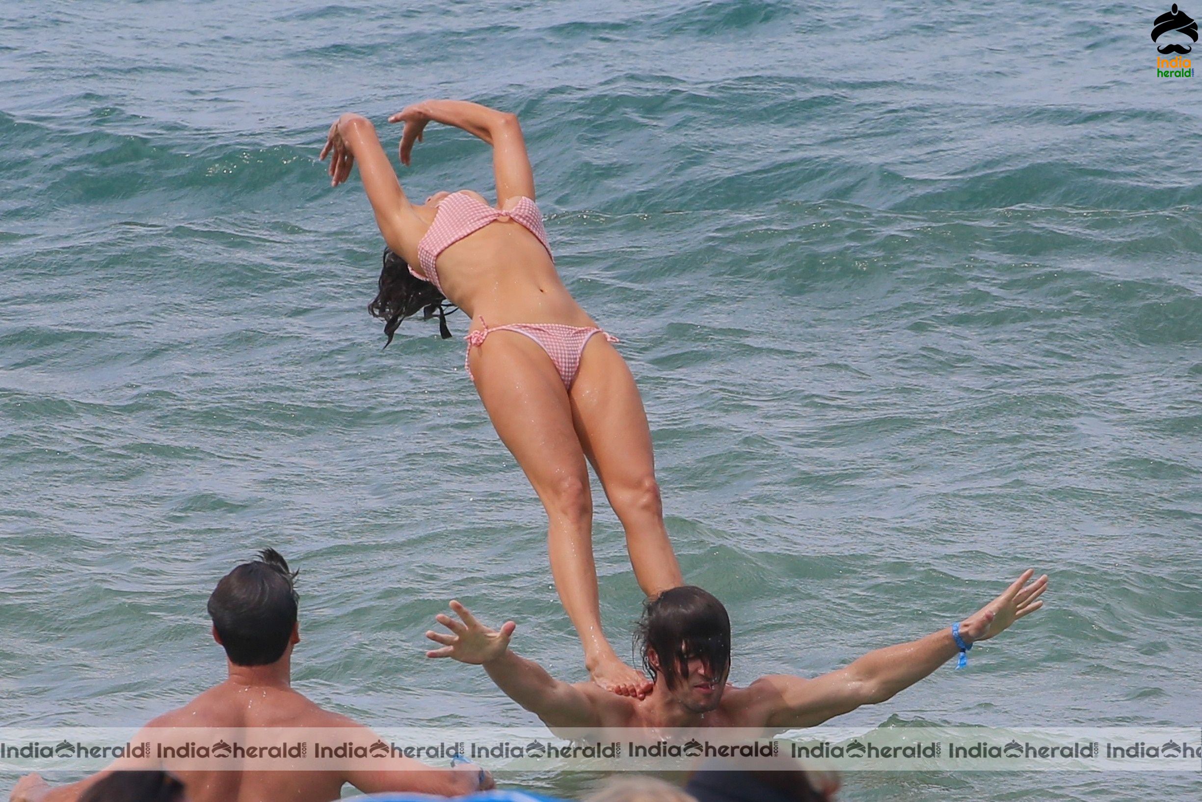 Nina Dobrev Damn Hot And Sexy In Bikini With Her Boyfriend At Maui Set 1