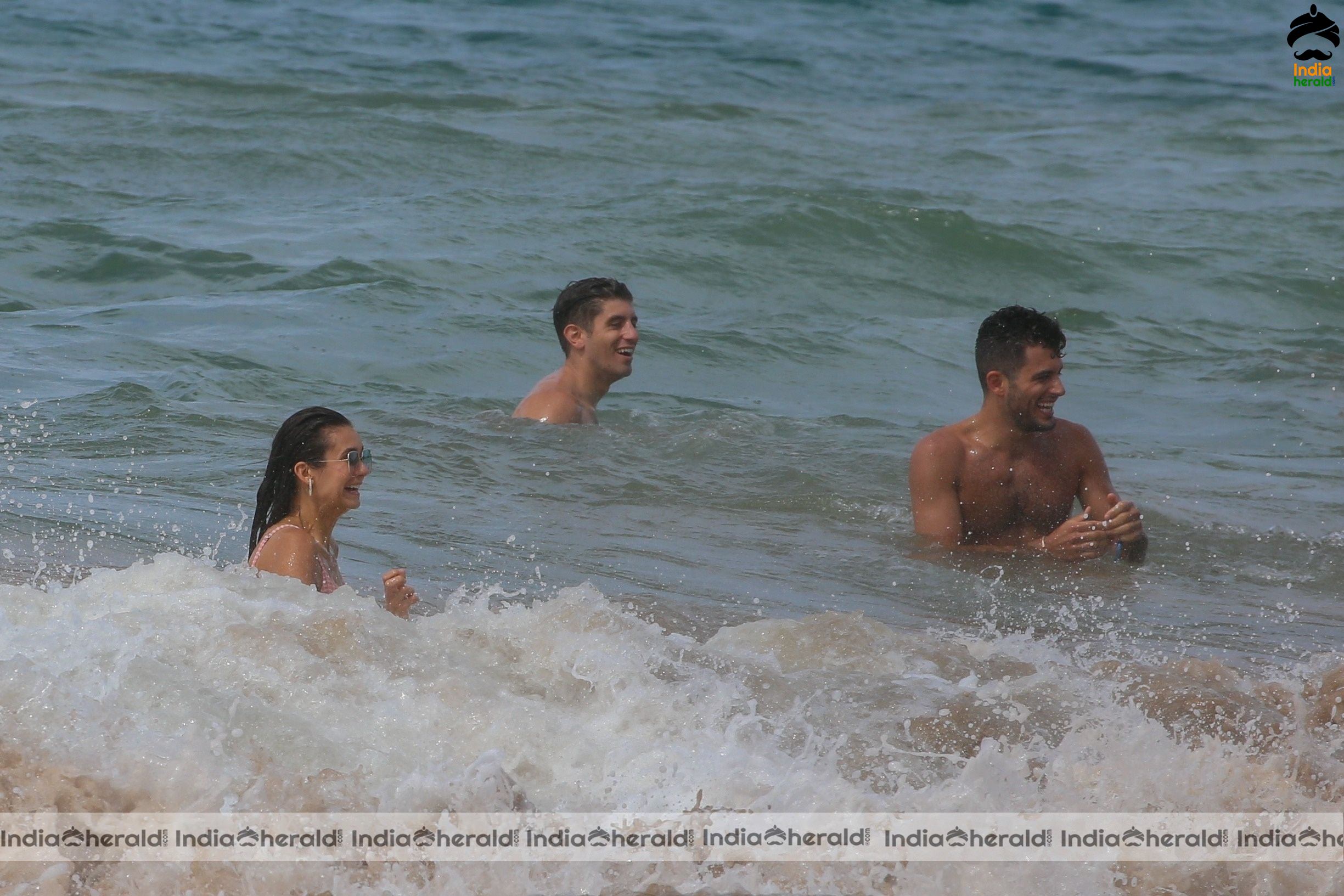 Nina Dobrev Damn Hot And Sexy In Bikini With Her Boyfriend At Maui Set 3