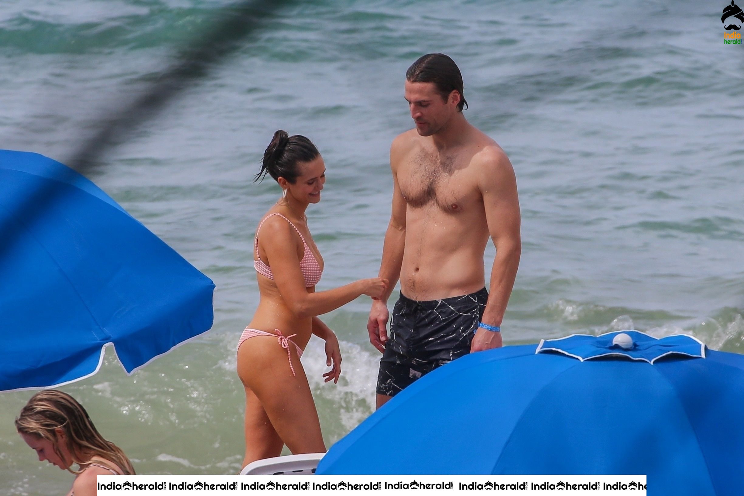 Nina Dobrev Exposing in Bikini and enjoying with Boyfriend Grant Mellon in beach Set 2