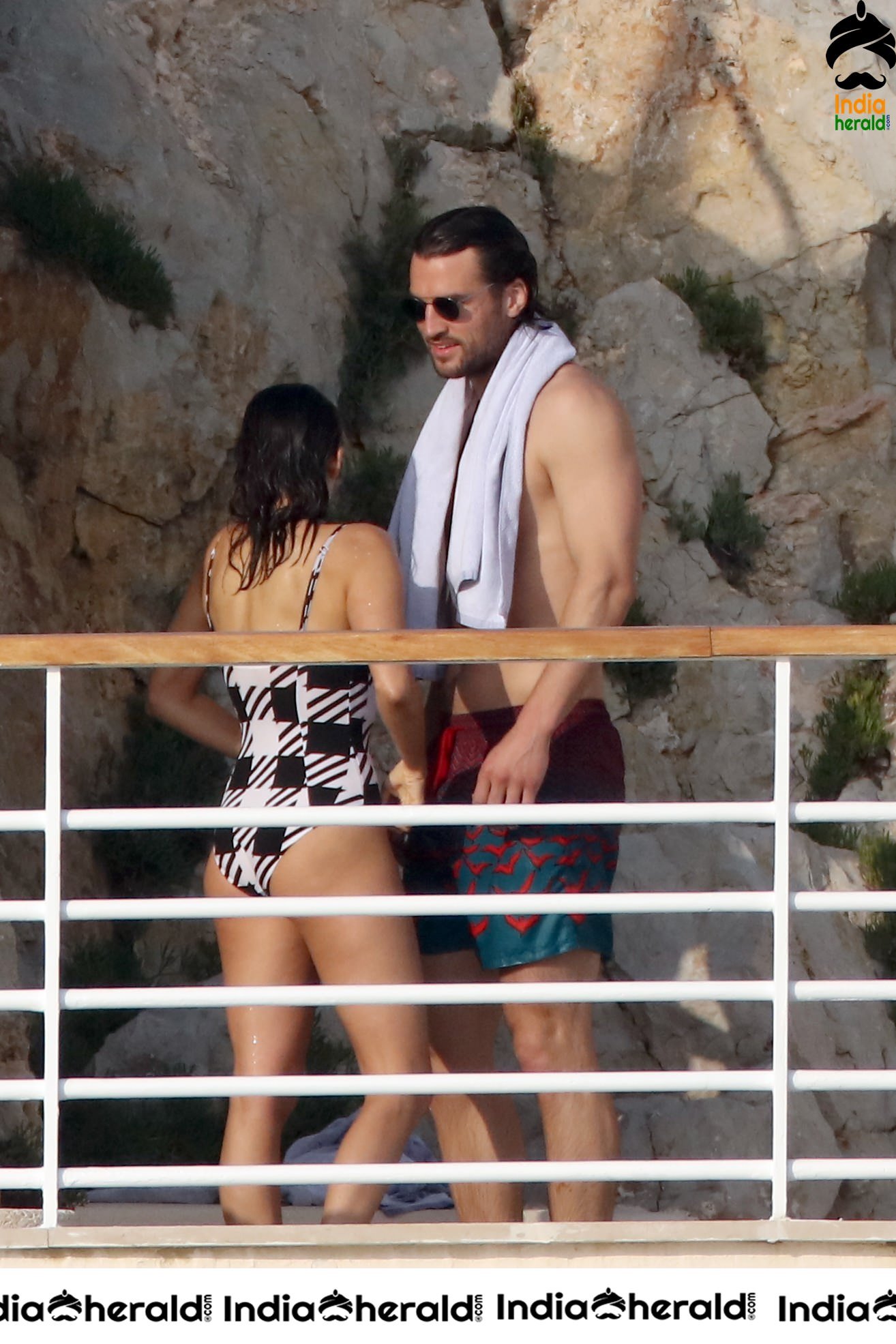 Nina Dobrev Kissing her Boyfriend and Caught while enjoying in Bikini Set 1