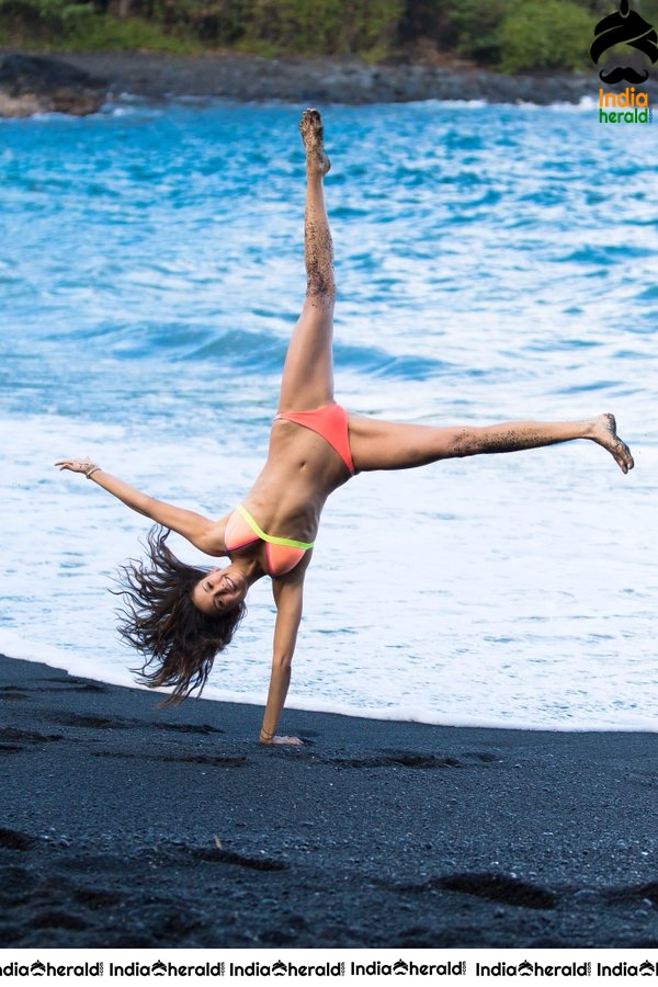 Nina Dobrev Unseen Hot Photos in Bikini