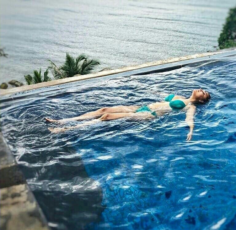 Nisha Aggarwal Hot Bikini Stills From A Swimming Pool