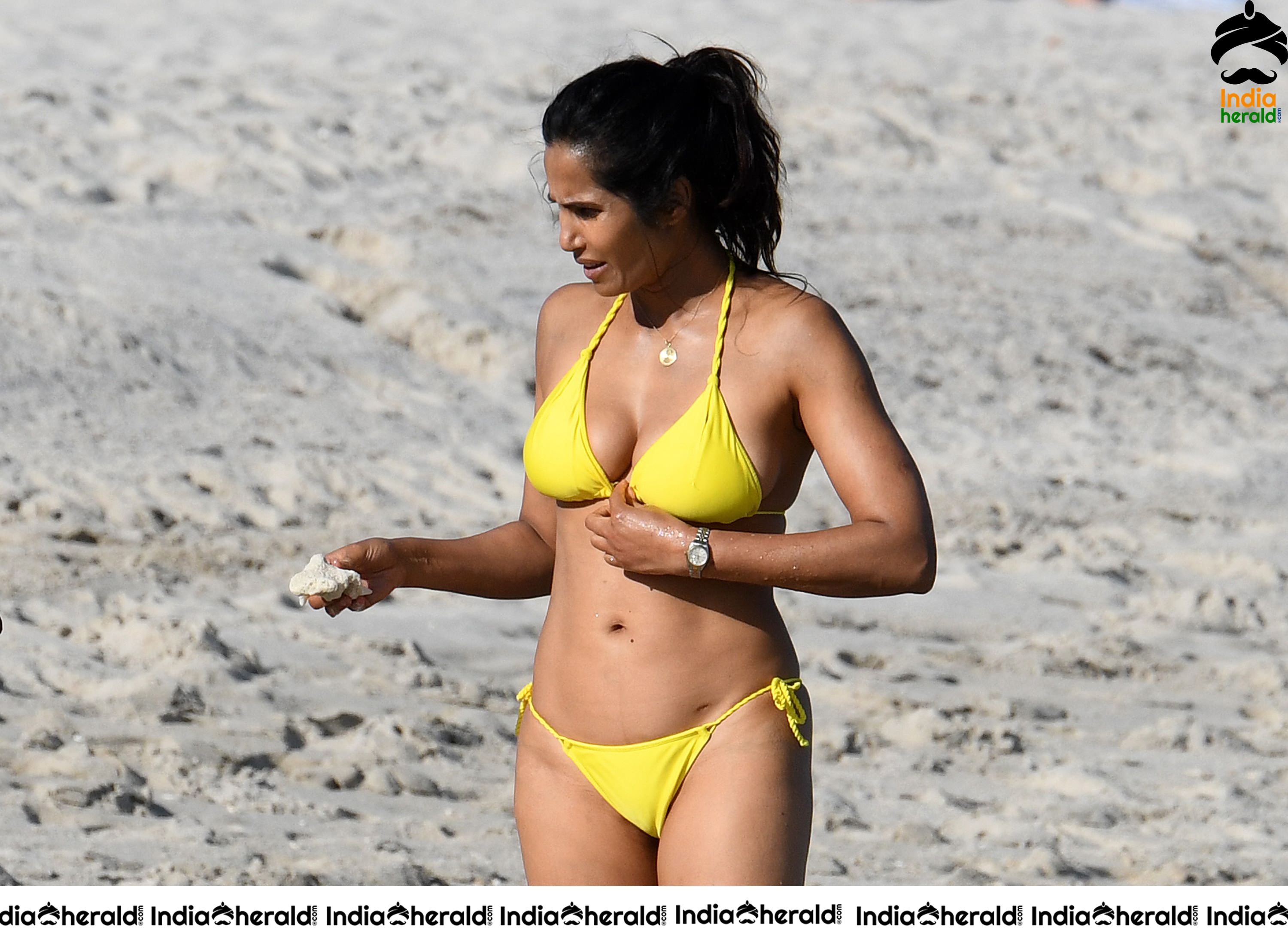 Padma Lakshmi In Hot Lace Bikini At Miami Beach Set 5