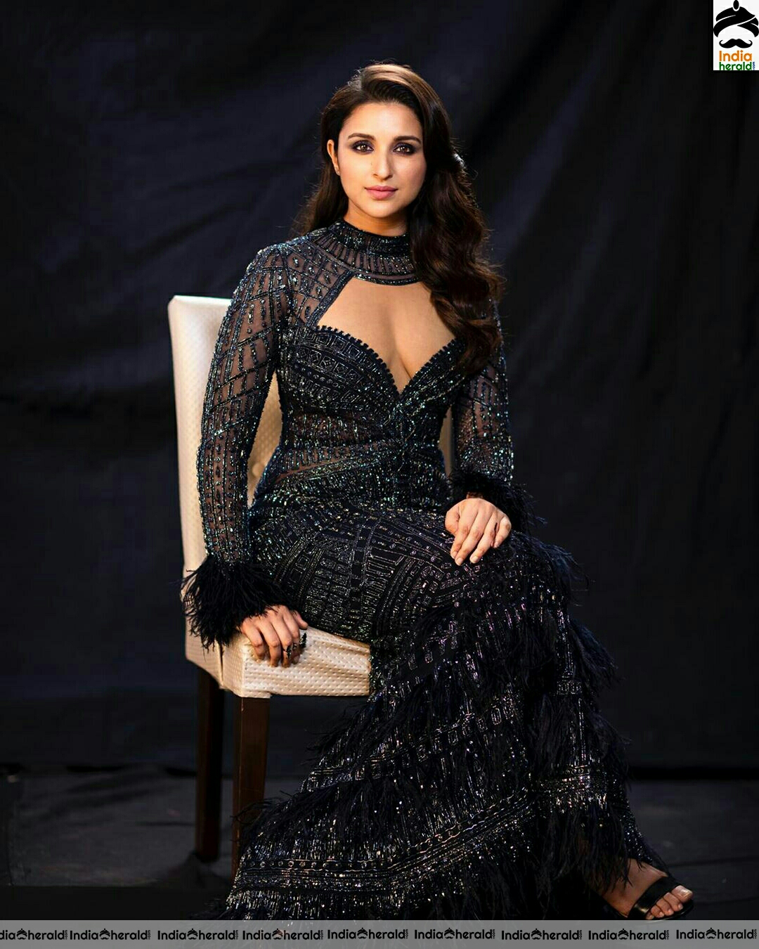 Parineeti chopra Hot Deep Cleavage Show In Black Dress