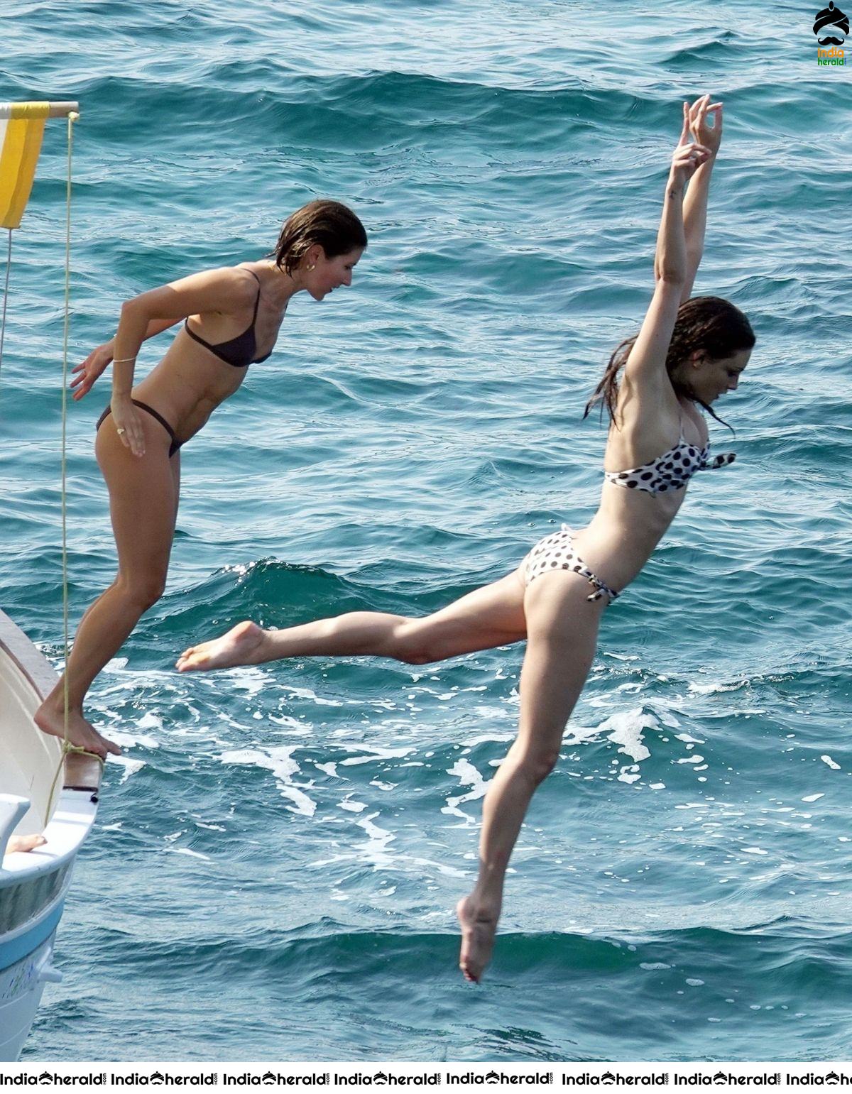Phoebe Tonkin caught in Bikini on her Vacation in Capri