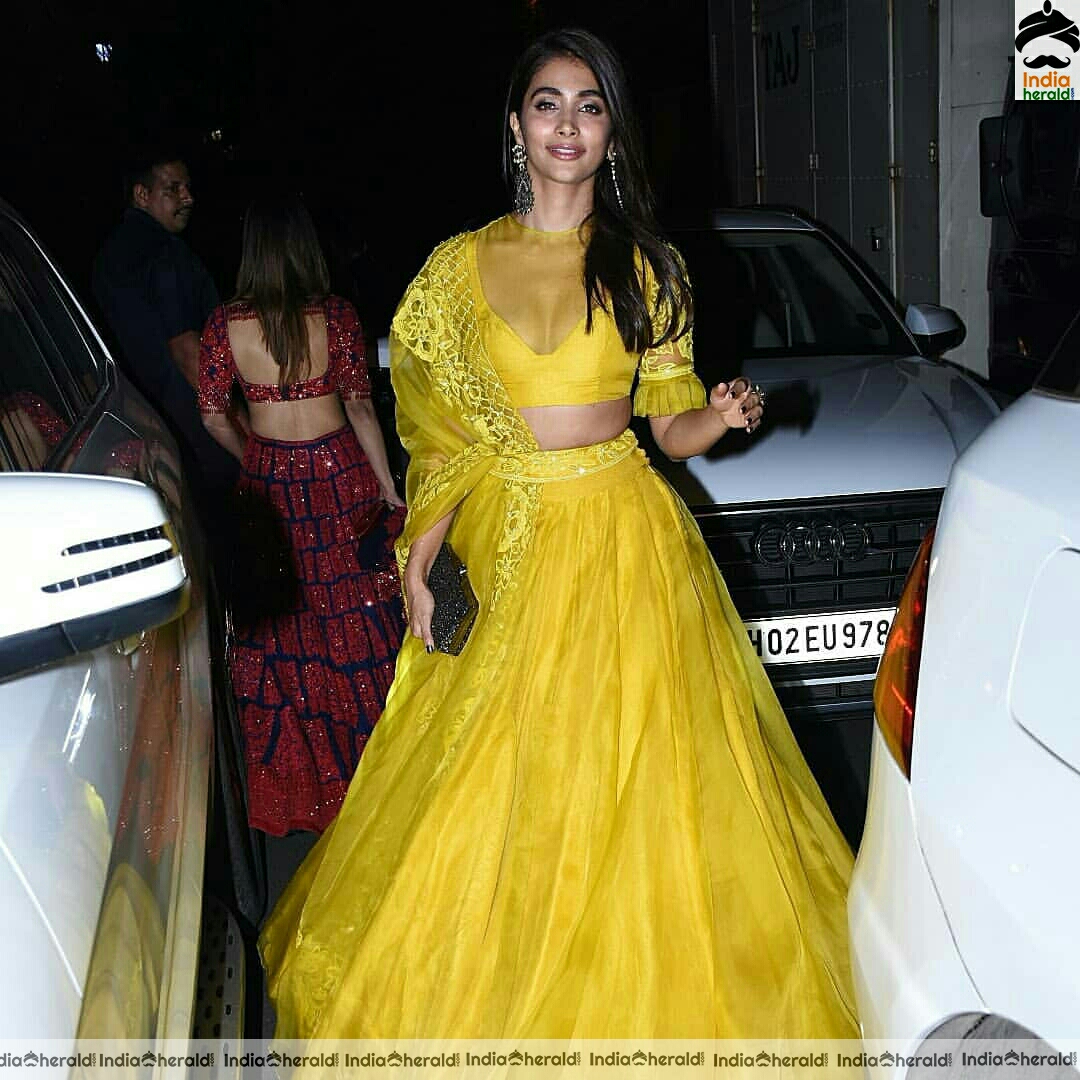 Pooja Hegde looking super hot in Yellow Cleavage baring choli