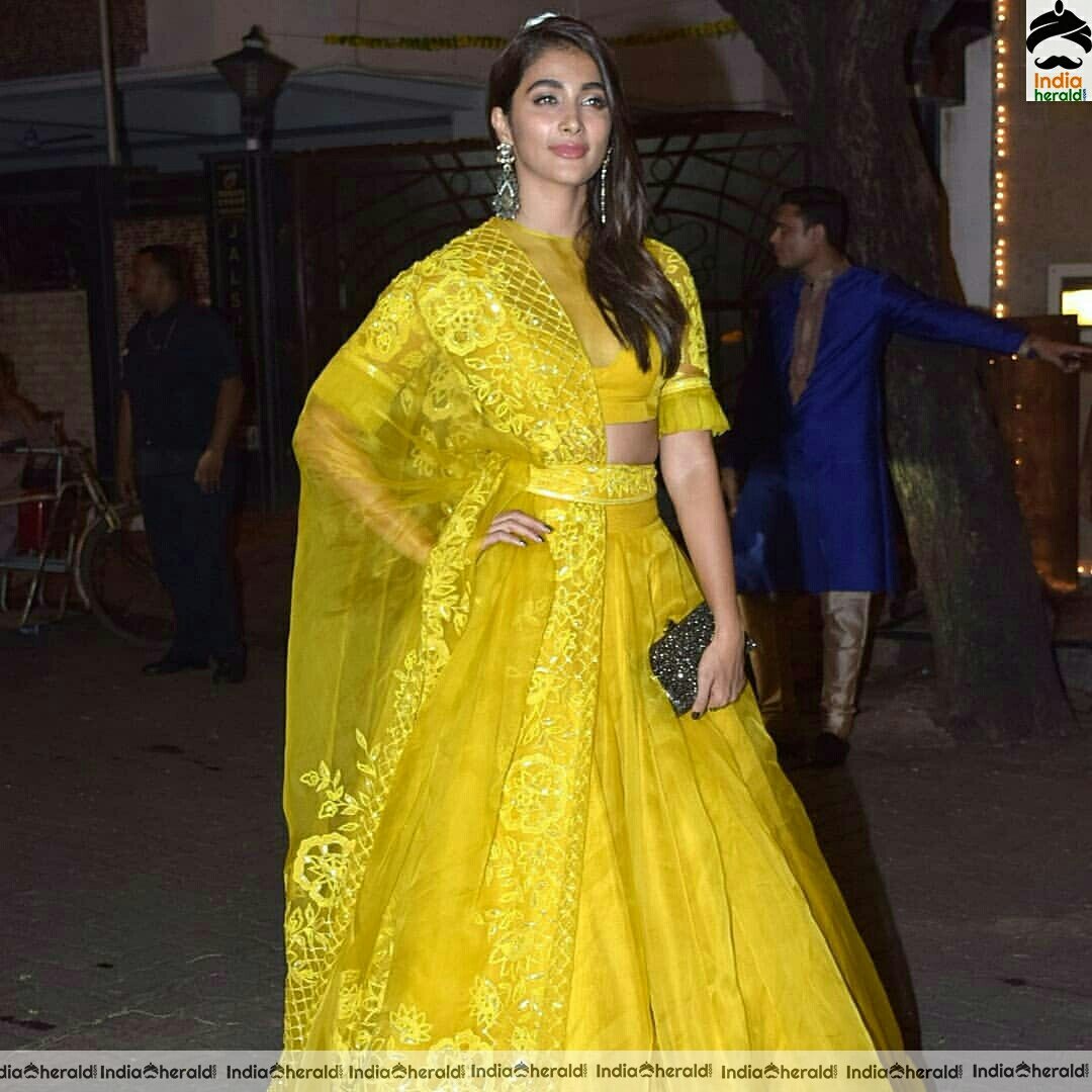 Pooja Hegde looking super hot in Yellow Cleavage baring choli