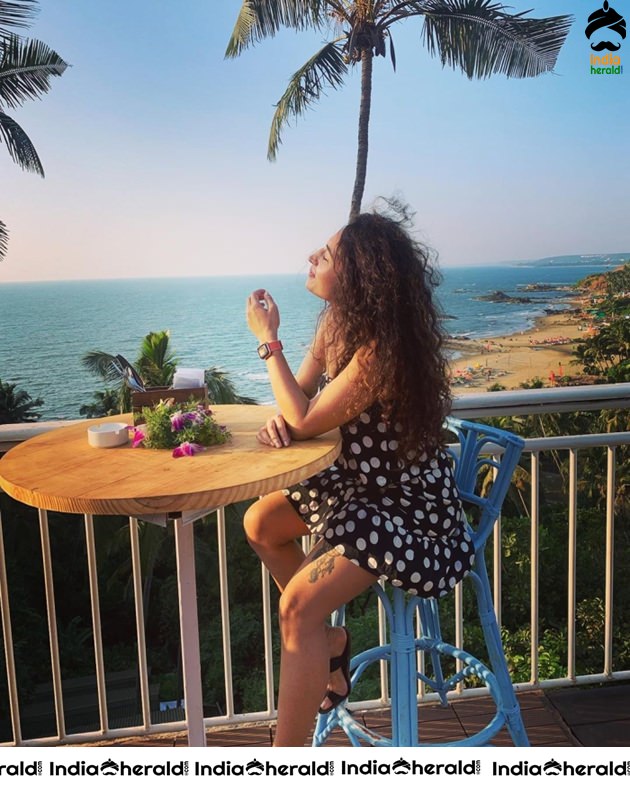 Pooja Ramachandran Will give Lustful Desires in these Sizzling Hot Photos Set 1