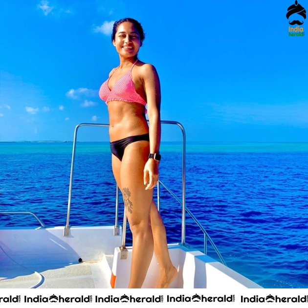 Pooja Ramachandran Will give Lustful Desires in these Sizzling Hot Photos Set 1