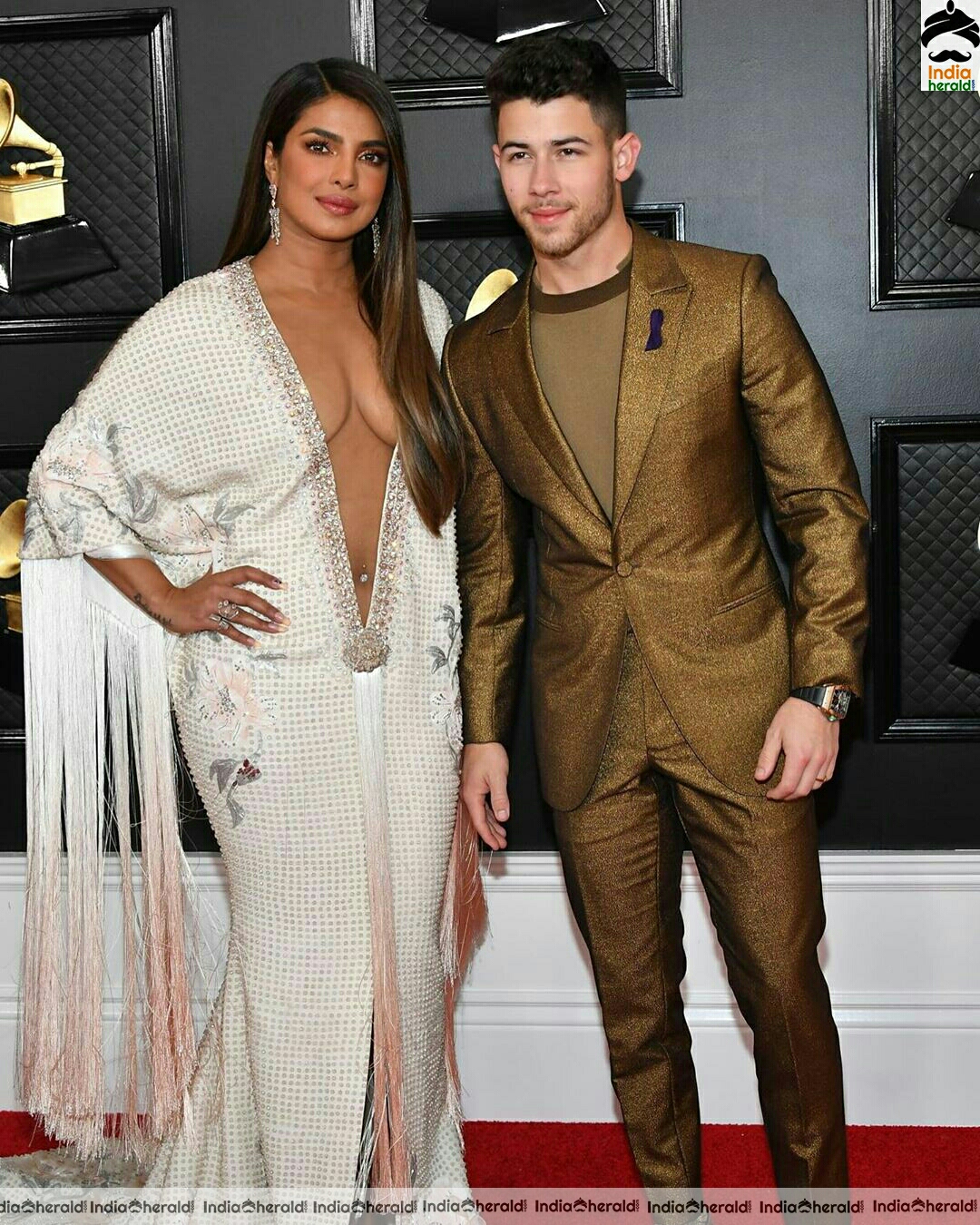 Priyanka Chopra Hot Cleavage Show During A Party