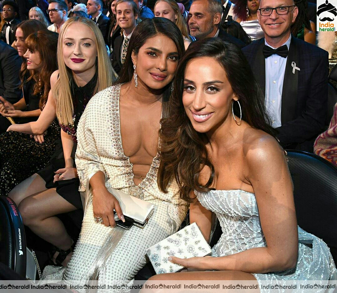 Priyanka Chopra Hot Cleavage Show During A Party