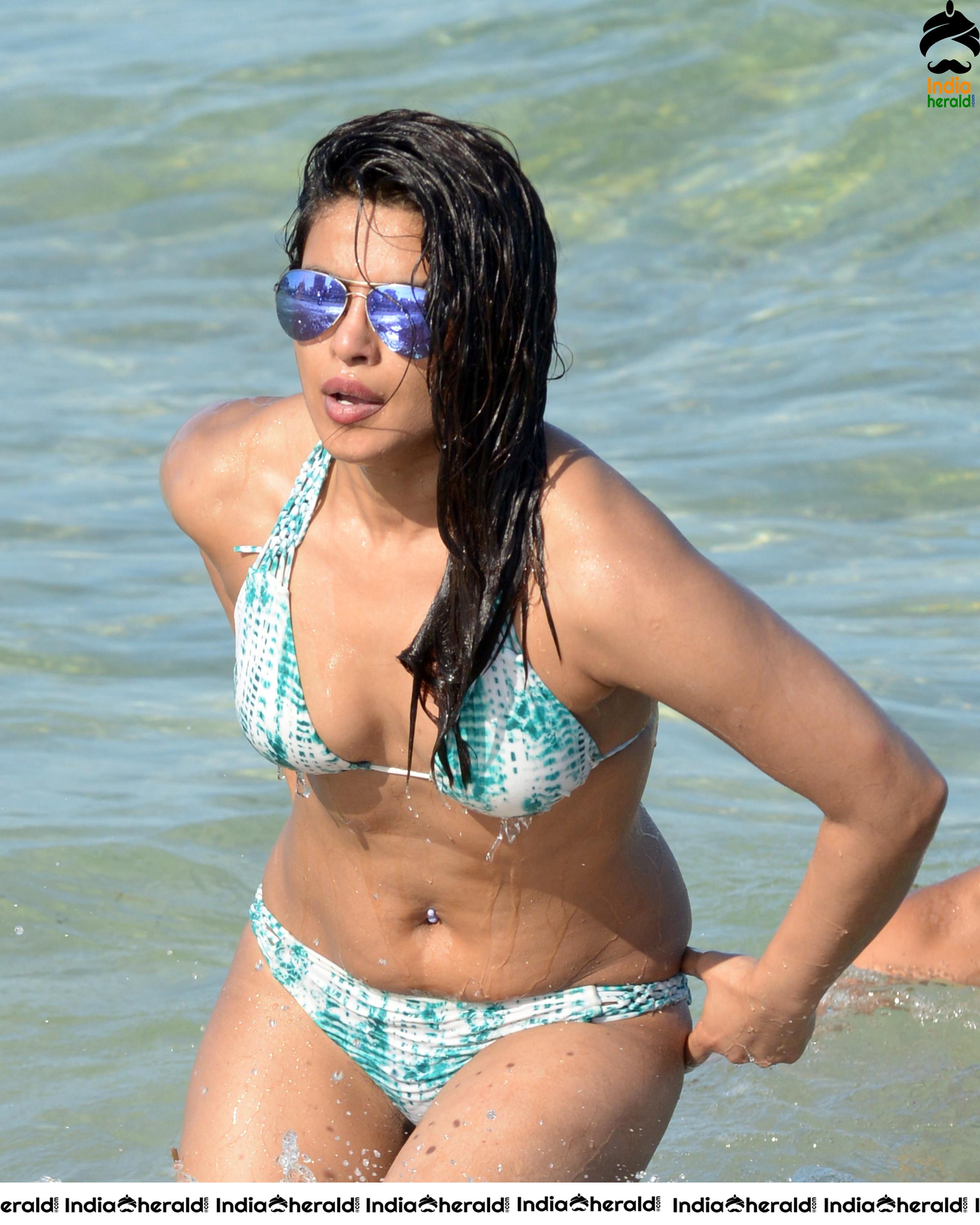 Priyanka Chopra In a bikini at a beach in Miami Set 1