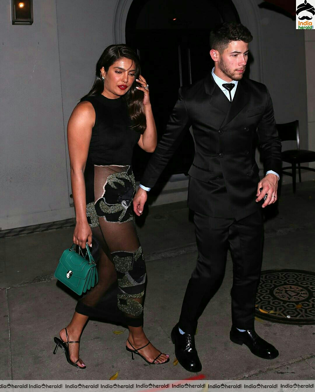 Priyanka Chopra Is Wearing Closed but Open Pants and teases our lust set 2