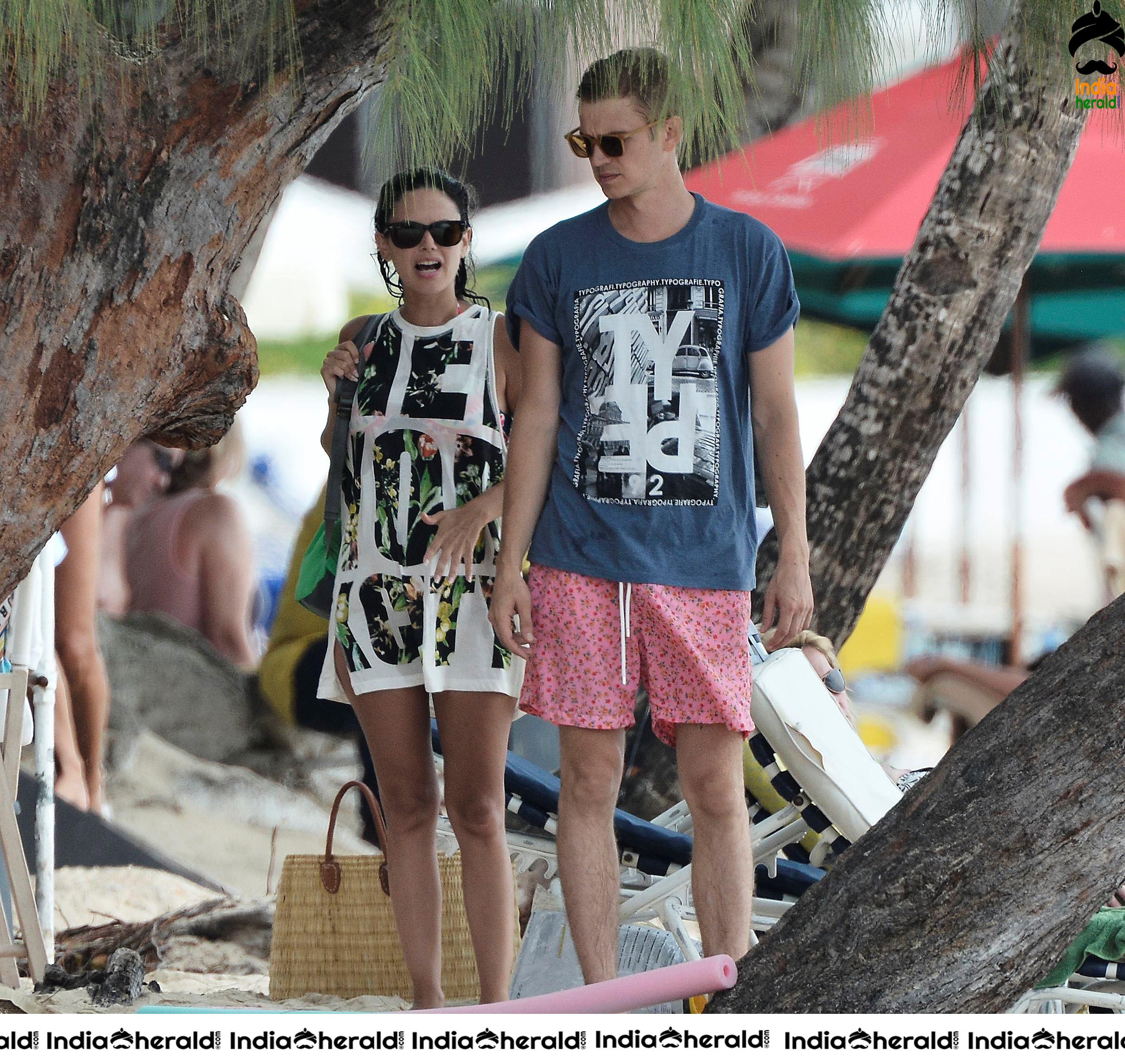 Rachel Bilson Exposing her Hot Body and Bump in Bikini by Beach Side Set 2