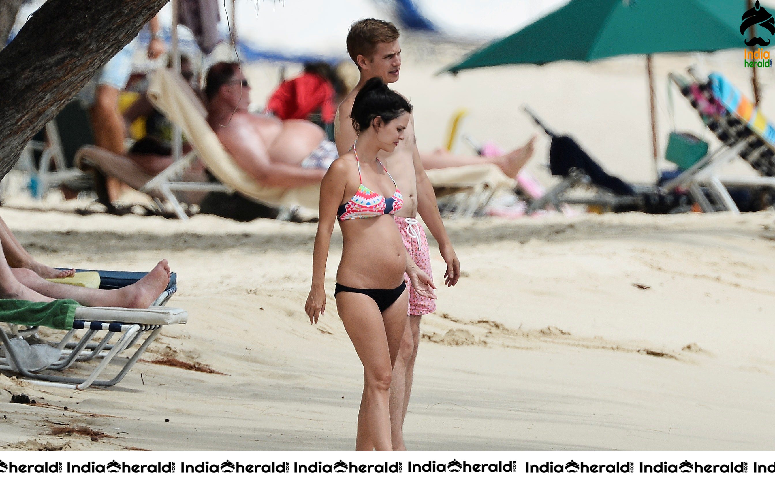 Rachel Bilson Exposing her Hot Body and Bump in Bikini by Beach Side Set 2