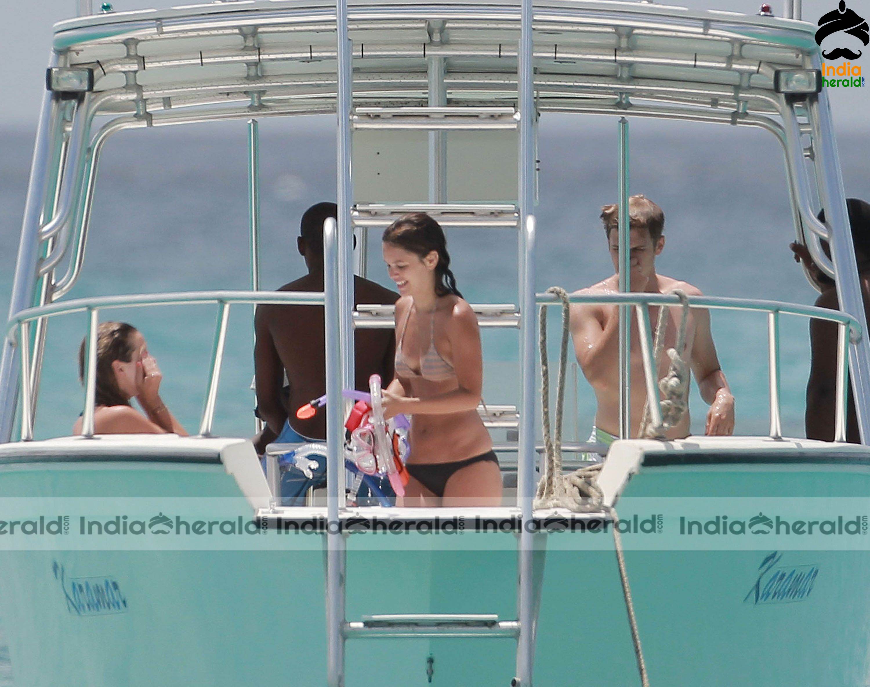 Rachel Bilson Wearing a bikini and Enjoying in Yacht at Barbados Set 5
