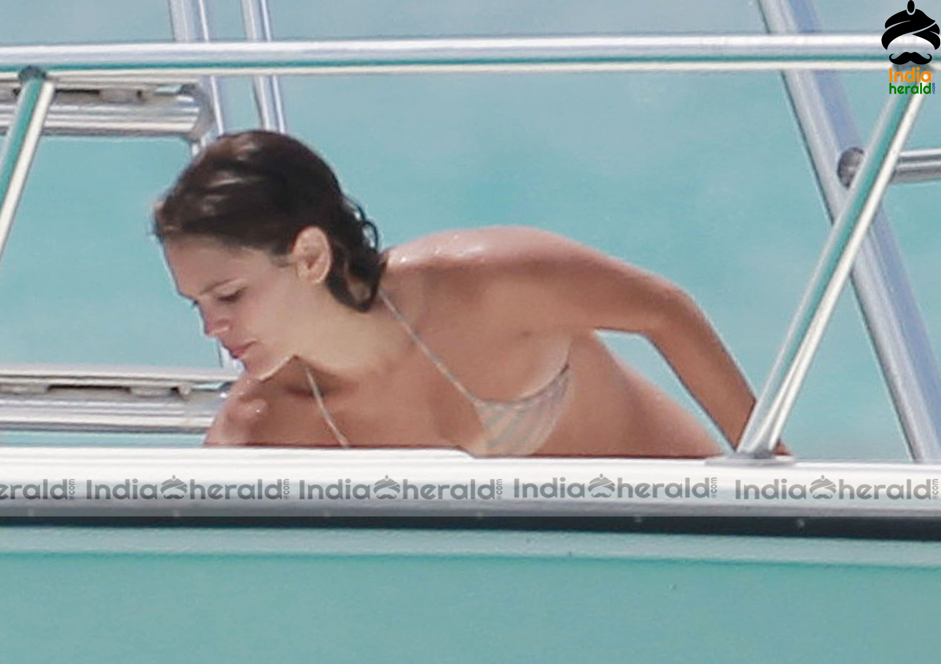 Rachel Bilson Wearing a bikini and Enjoying in Yacht at Barbados Set 5
