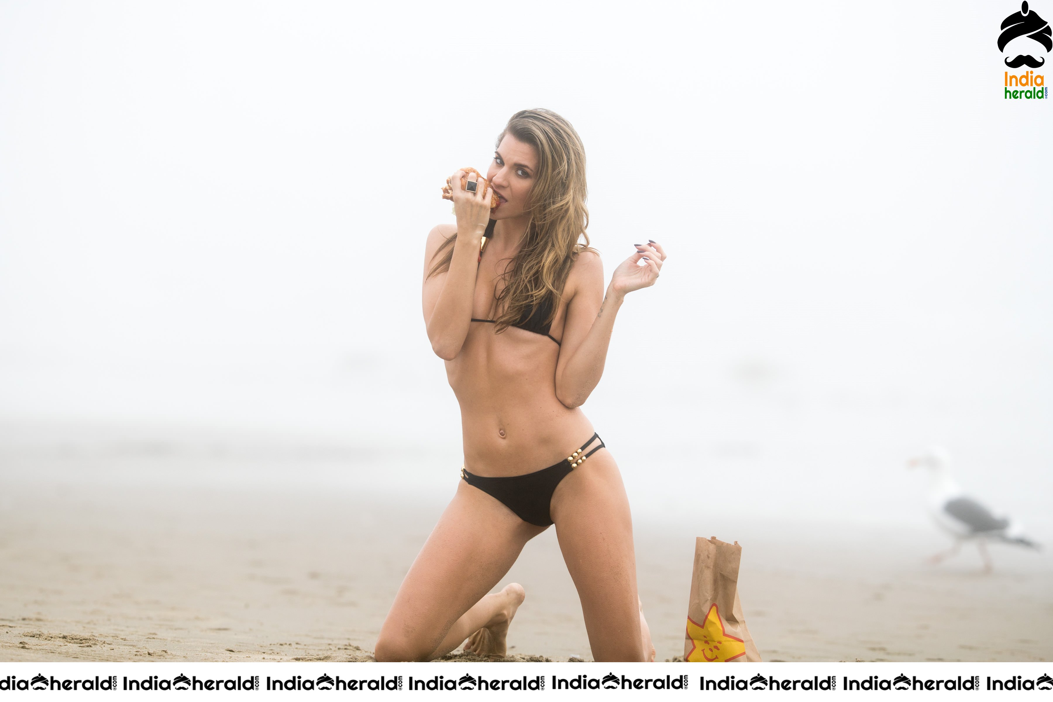 Rachel McCord Bikini Photoshoot in Venice Set 1