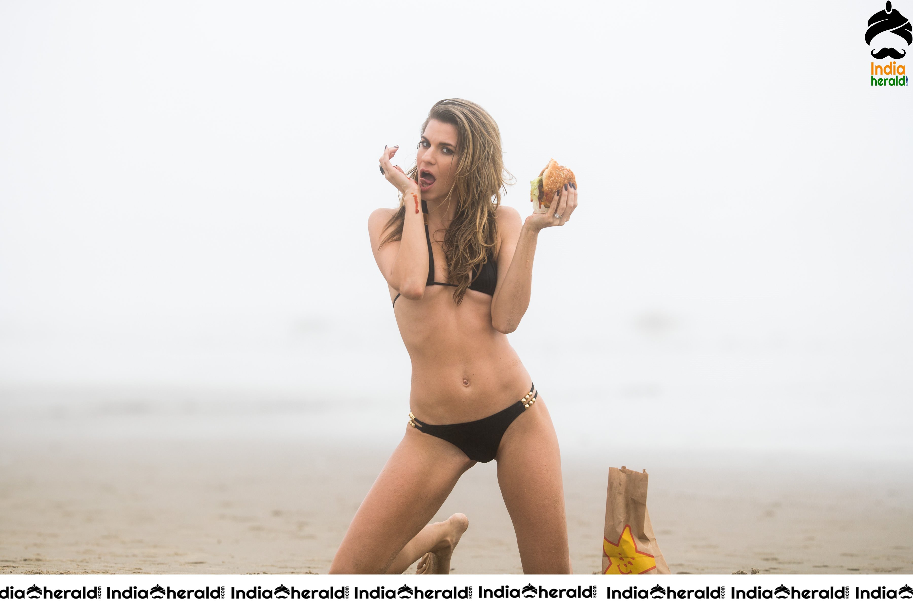 Rachel McCord Bikini Photoshoot in Venice Set 1