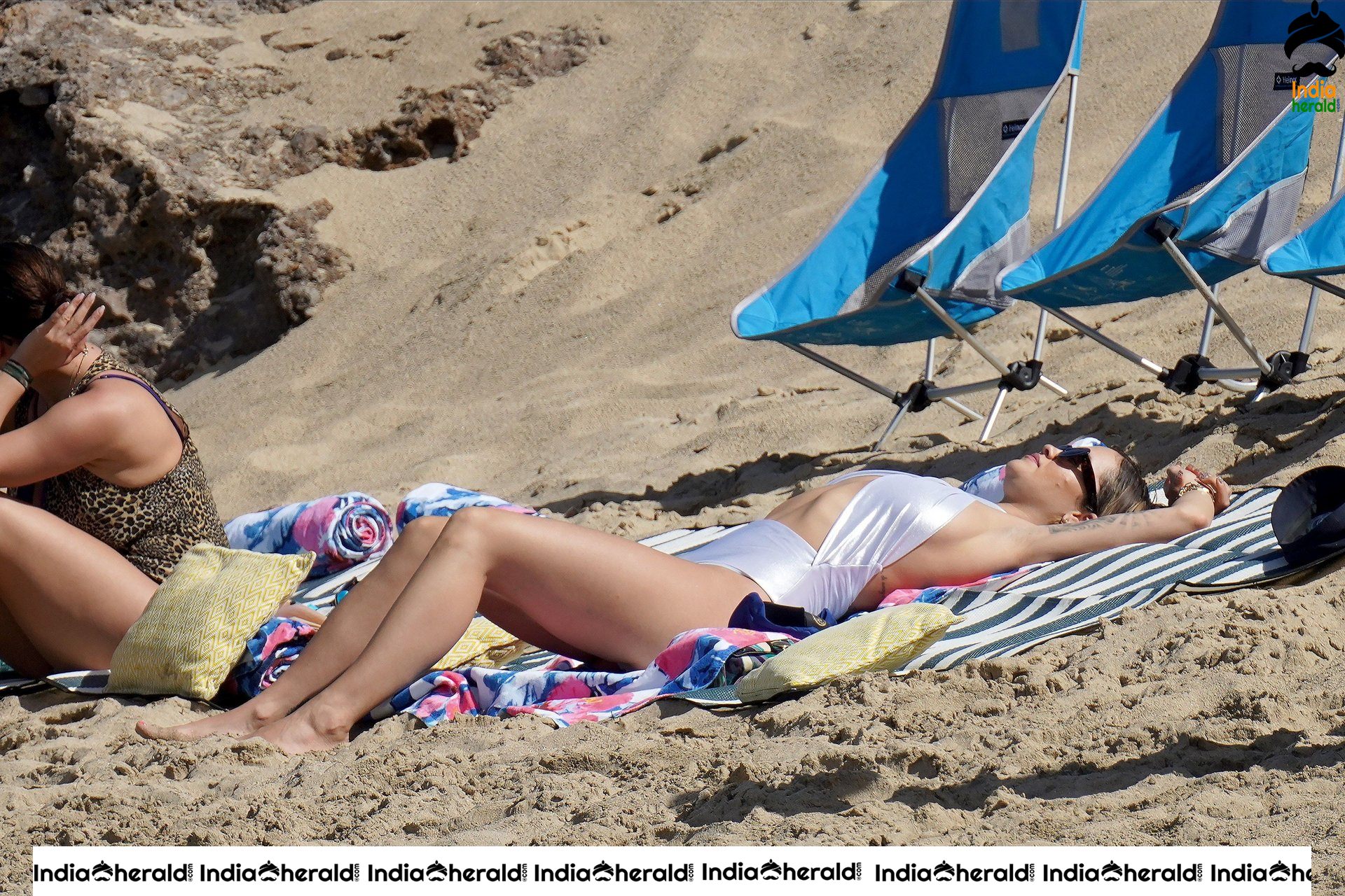 Rita Ora Exposing in Bikini on the beach in Saint Barthelemy Set 1