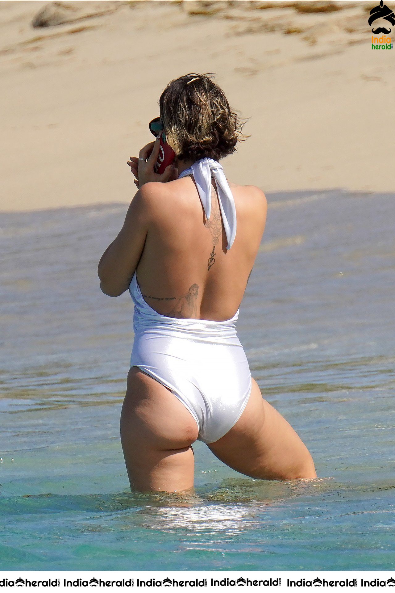 Rita Ora Exposing in Bikini on the beach in Saint Barthelemy Set 2