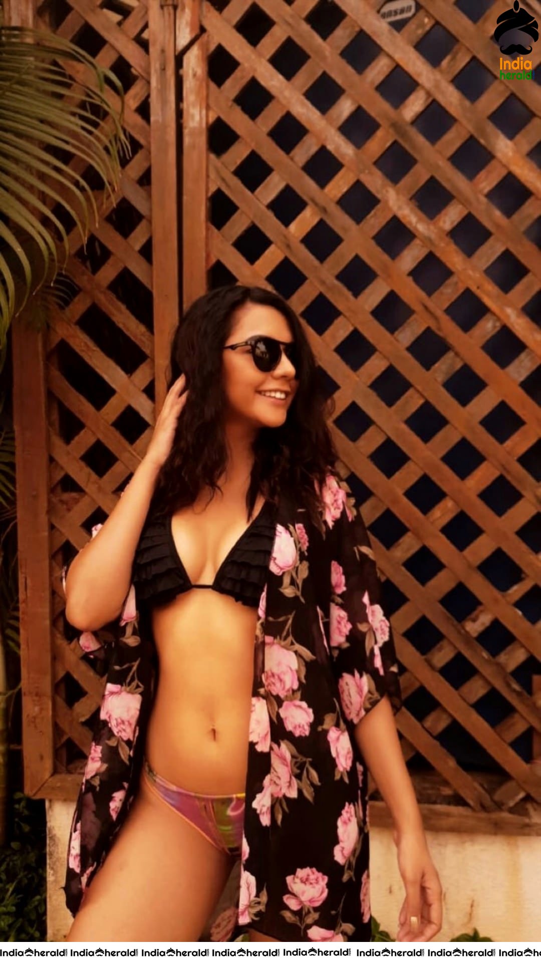 Ruhi Singh Hot Bikini Photos to give you an Instant Temptation on her lustful body
