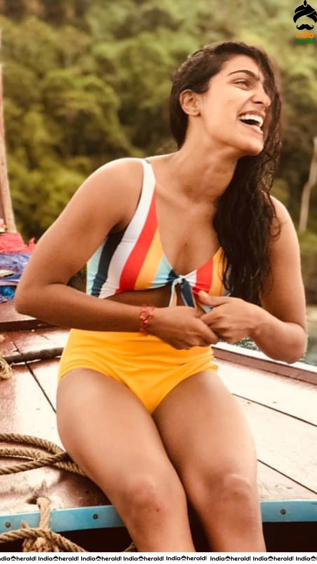 Samyuktha Hegde Latest Hot Photos exposing her sexy assets