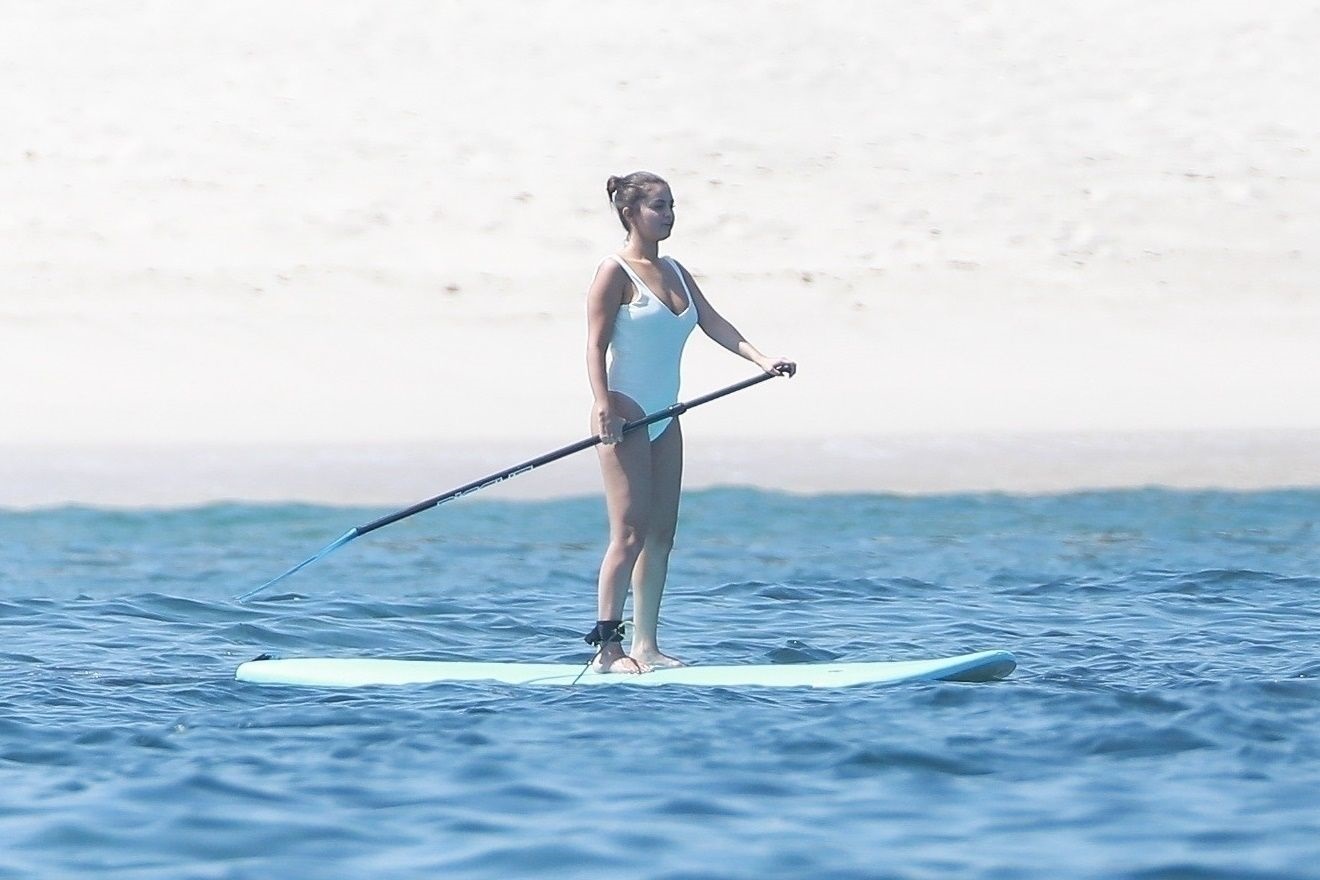 Selena Gomez In A White Bikini At A Beach In Punta Mita Set 1