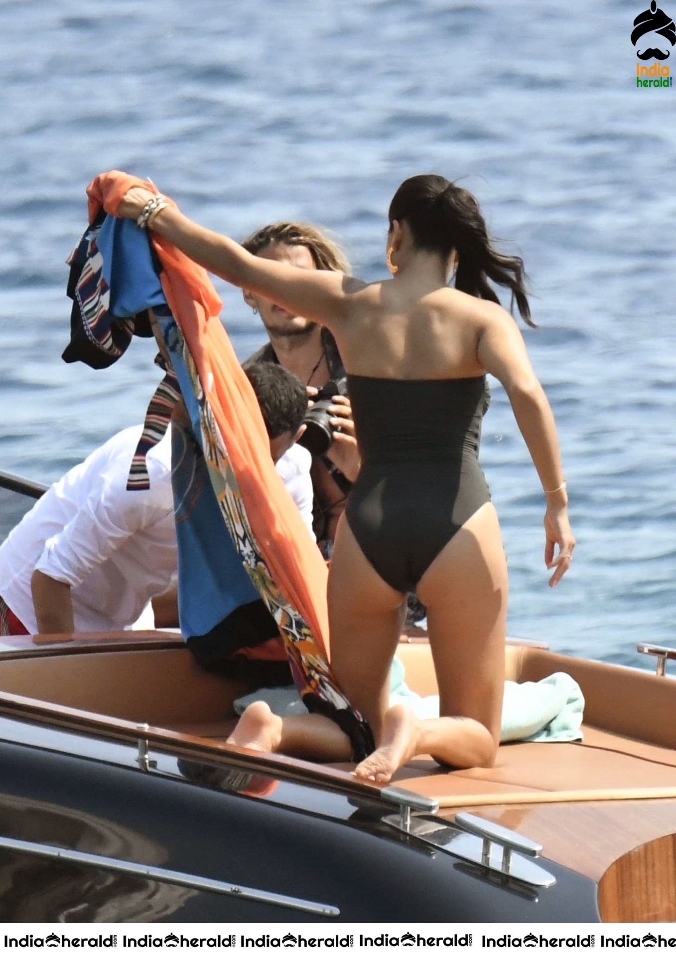 Shanina Shaik Hot Photos where she flaunts her Hot Assets